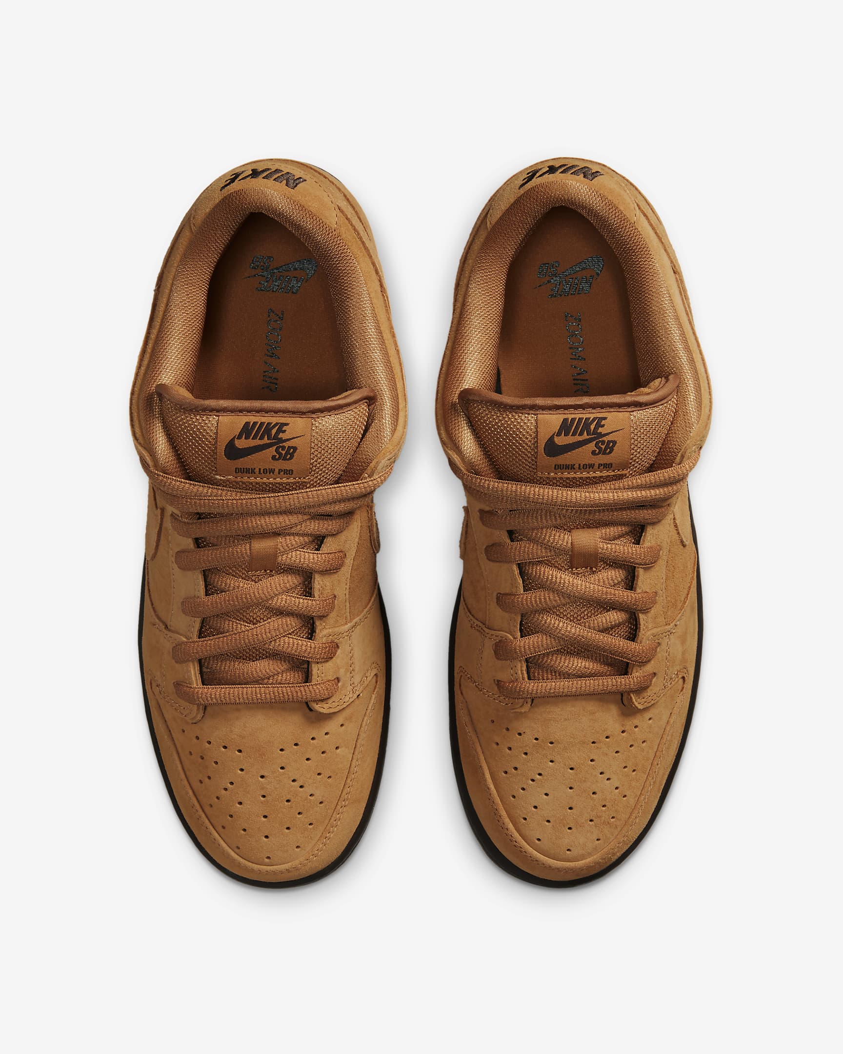 sb dunk low skate shoe