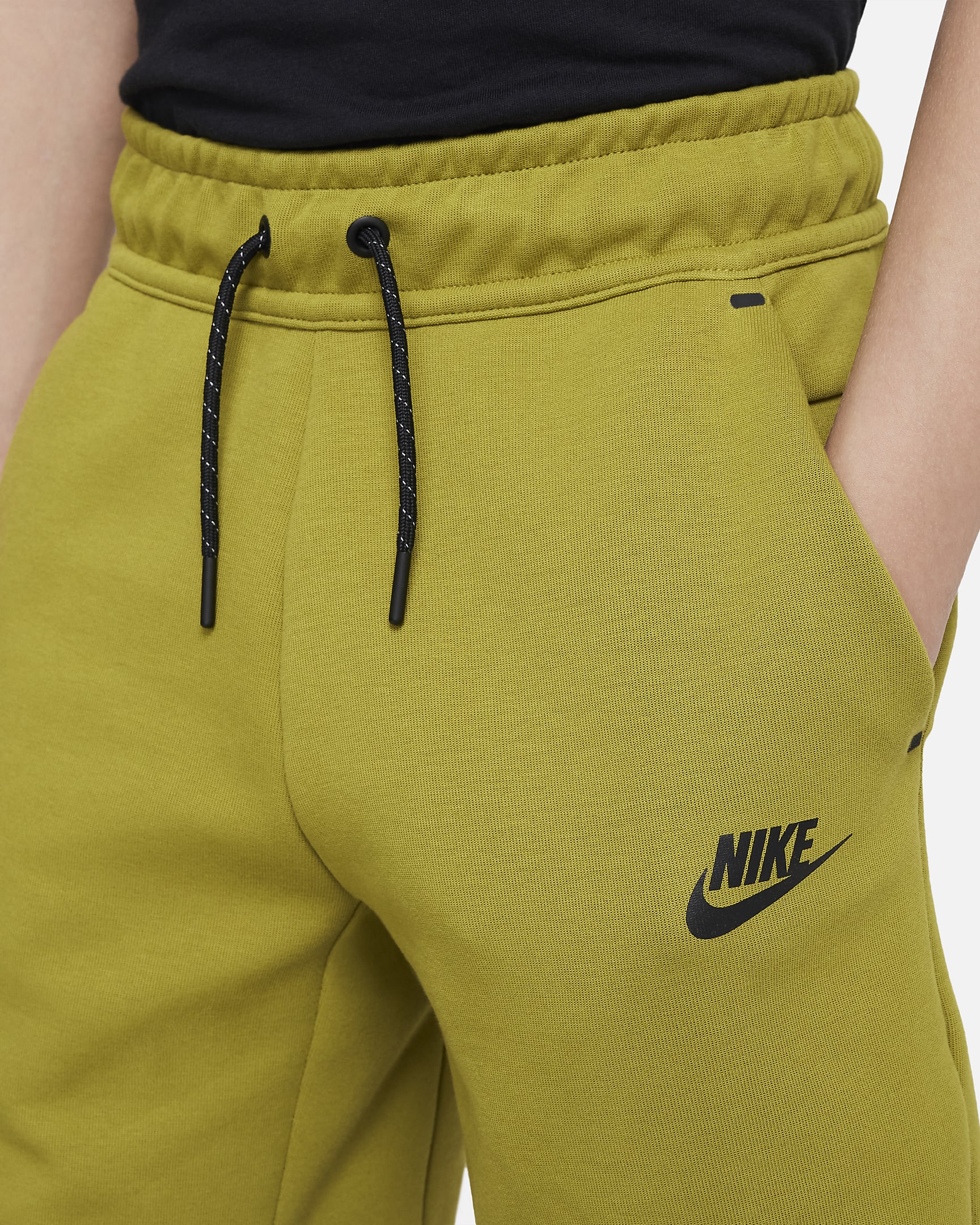Nike Sportswear Tech Fleece Older Kids' (Boys') Shorts. Nike UK