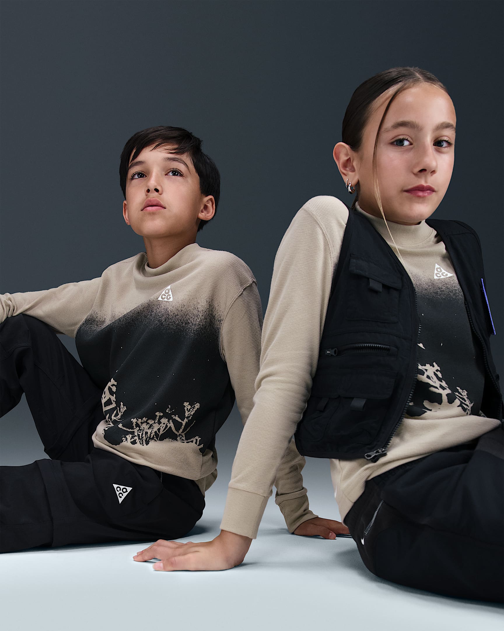 Nike ACG Big Kid's Long-Sleeve Waffle Top - Desert Khaki/Summit White