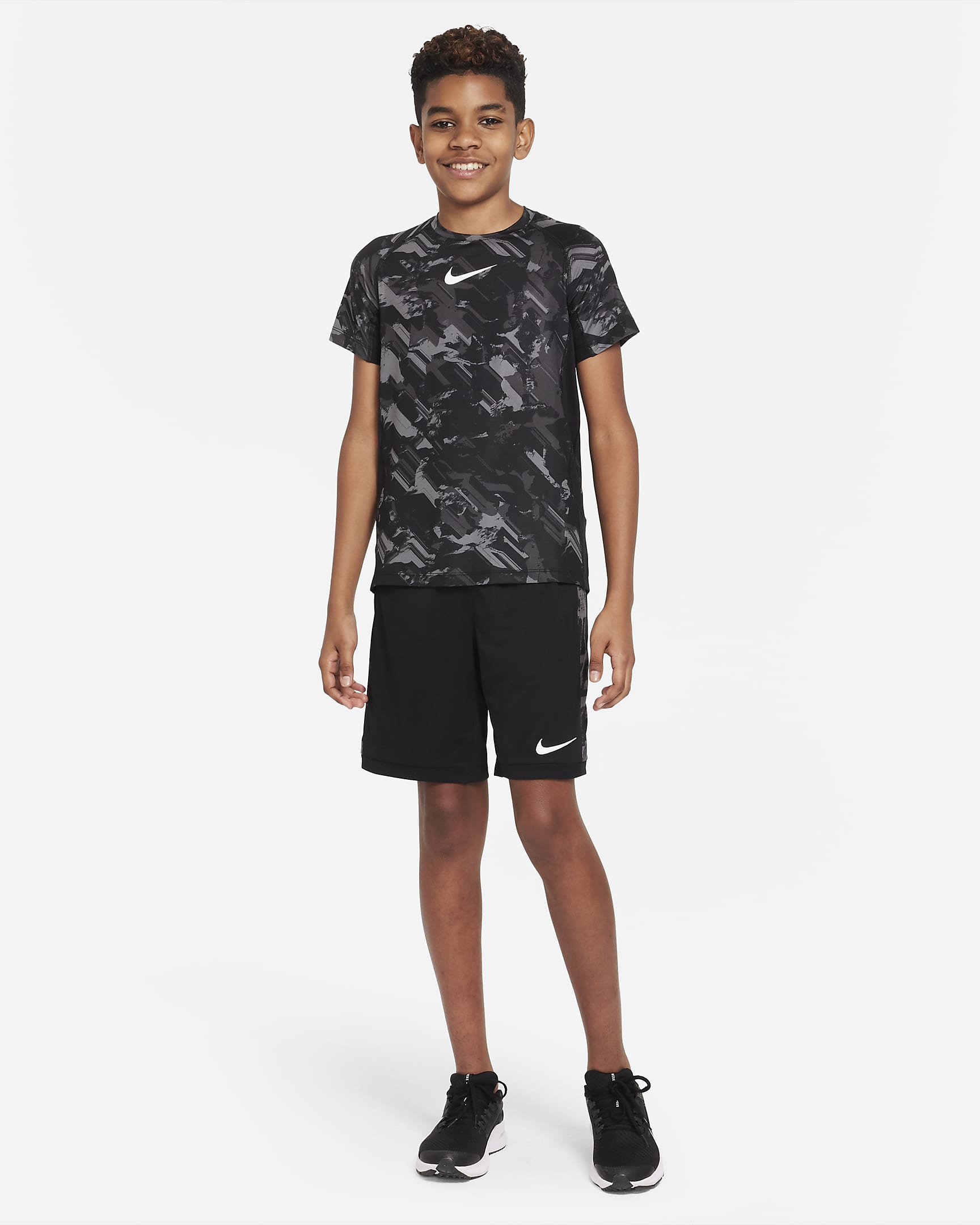 Nike Pro Dri-FIT Big Kids' (Boys') Training Top. Nike.com