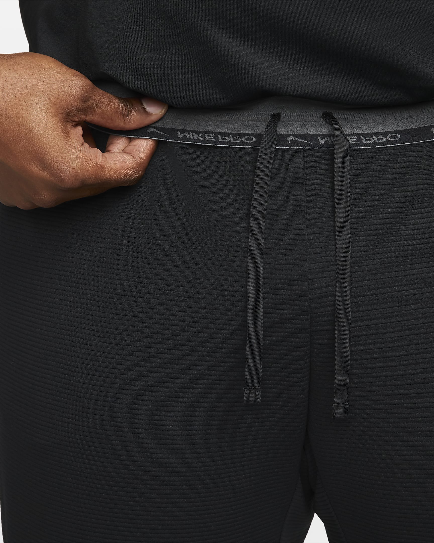Pantaloni da training in fleece Nike Pro Uomo. Nike IT