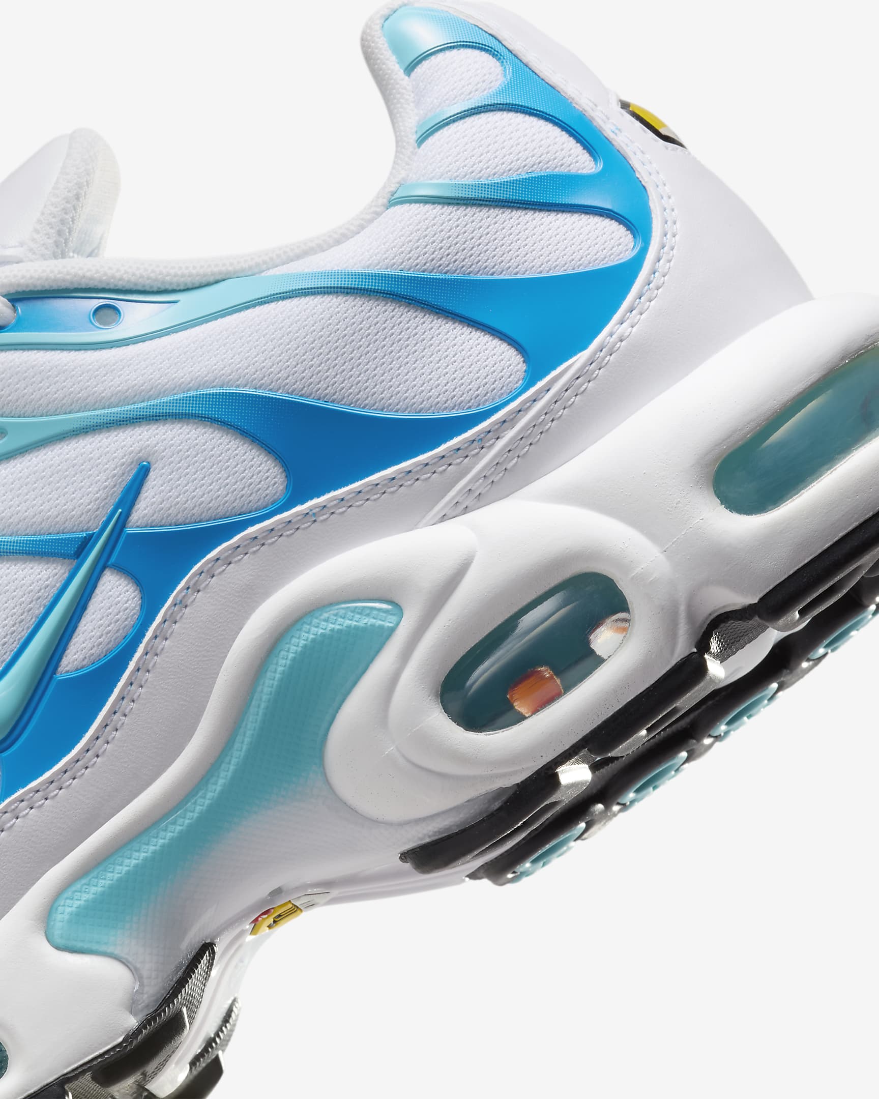 รองเท้าผู้ชาย Nike Air Max Plus - ขาว/Reflect Silver/ดำ/Polarized Blue