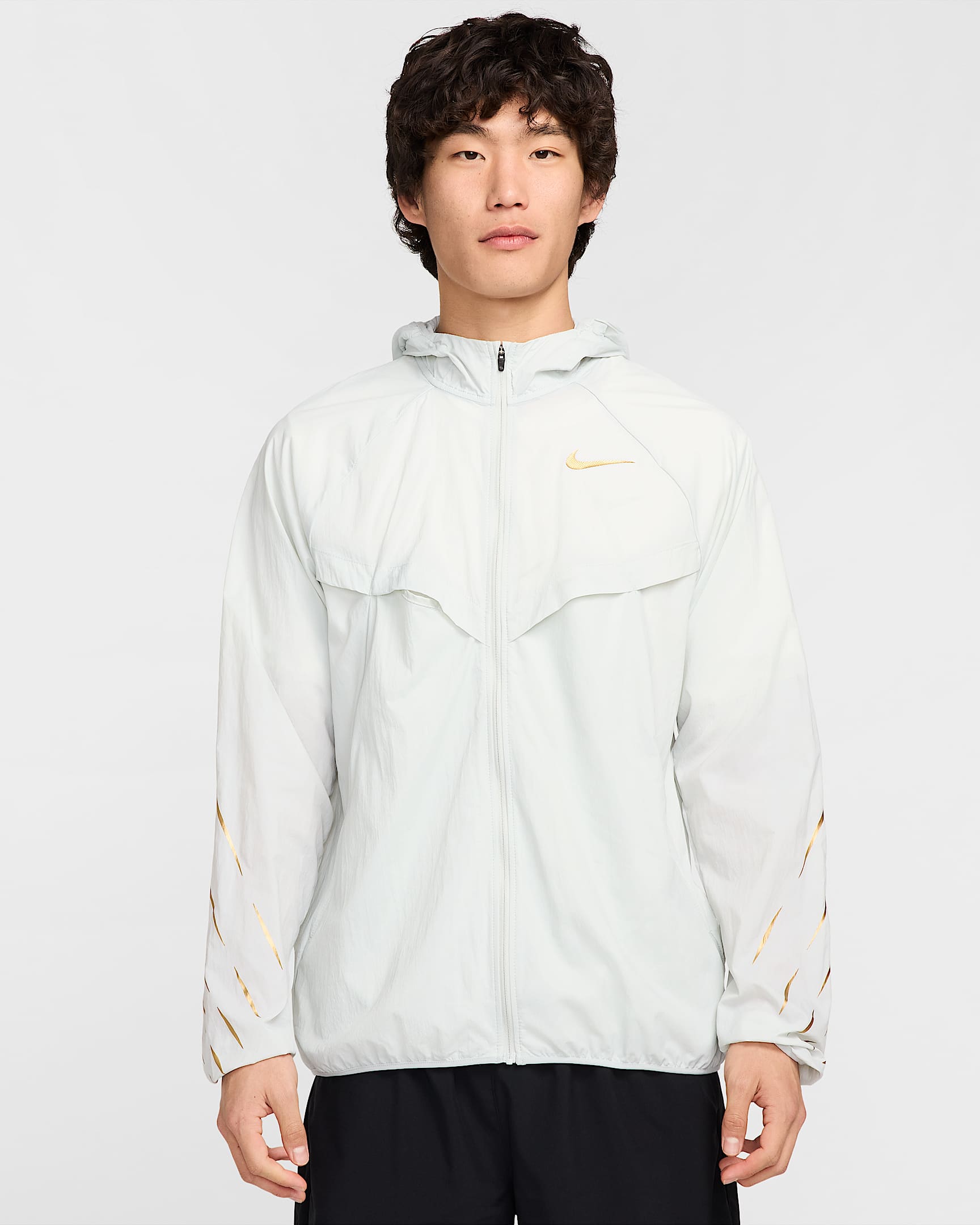 Nike x Jakob Men's Water-Repellent Running Jacket - Light Silver/Light Silver/Metallic Gold