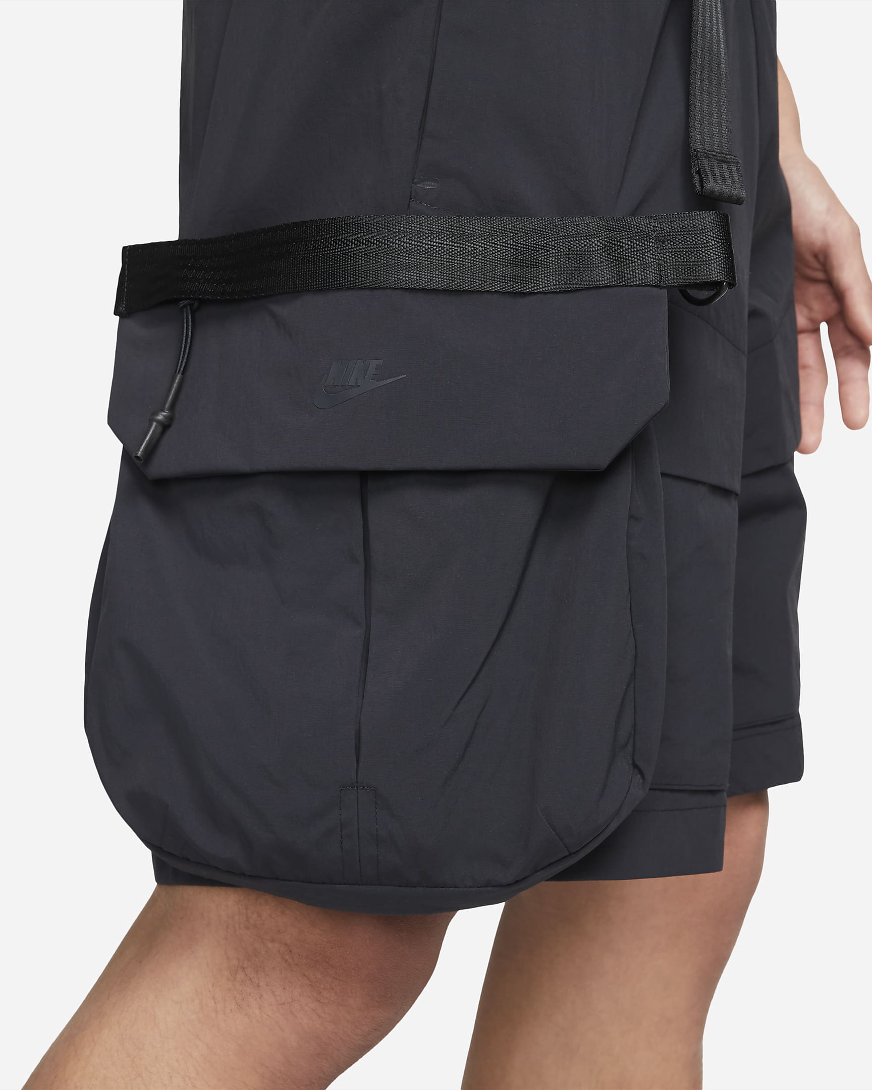 Nike Sportswear Tech Pack Men's Woven Unlined Cargo Shorts - Black/Black