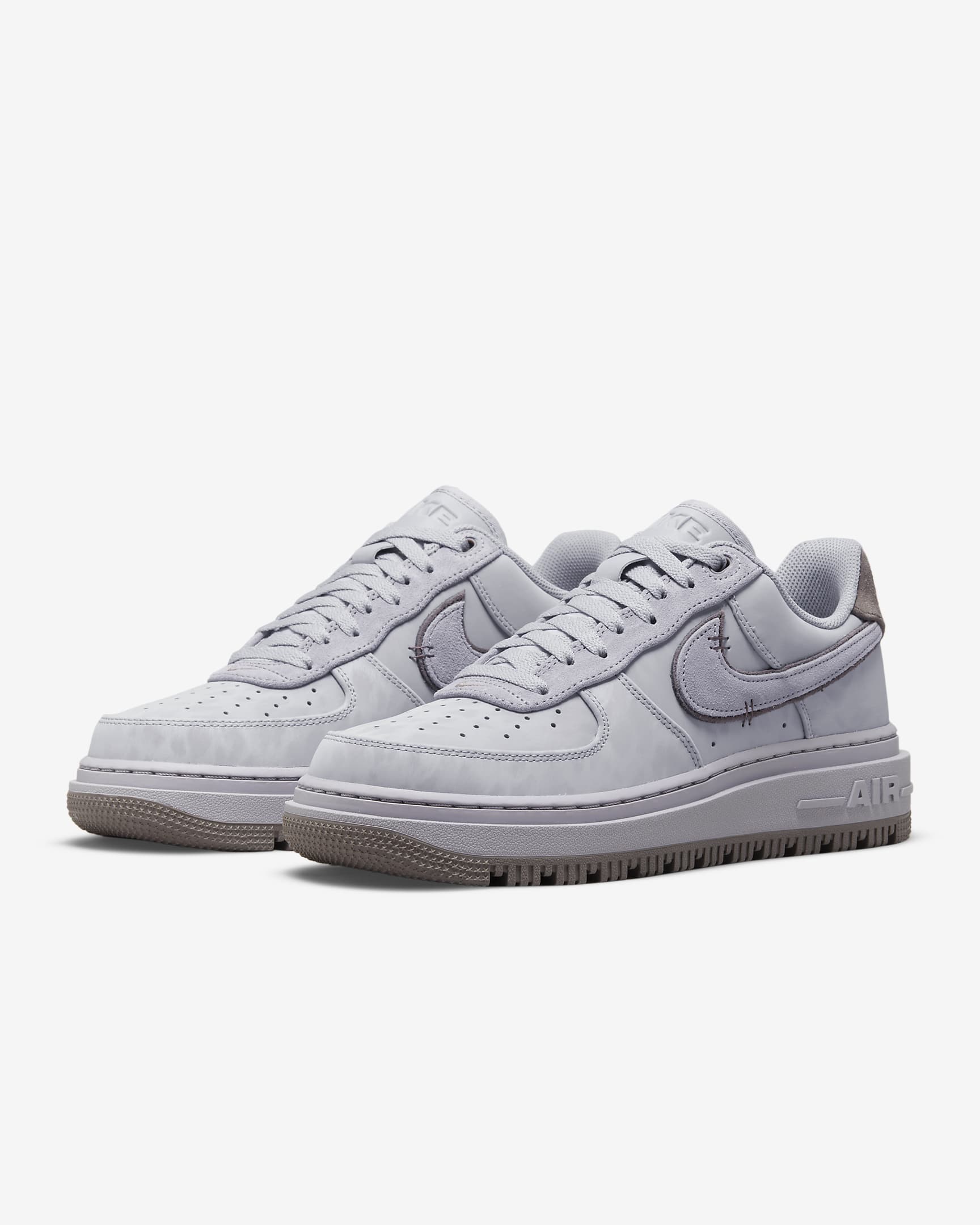 Nike Air Force 1 Luxe Men's Shoes. Nike VN