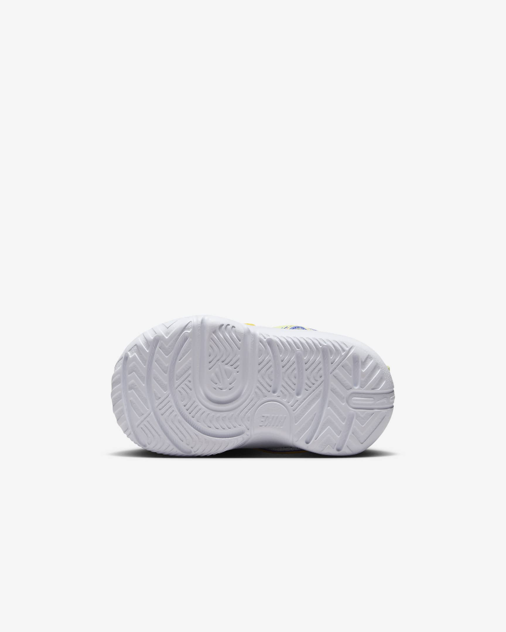 nike team hustle youth shoes