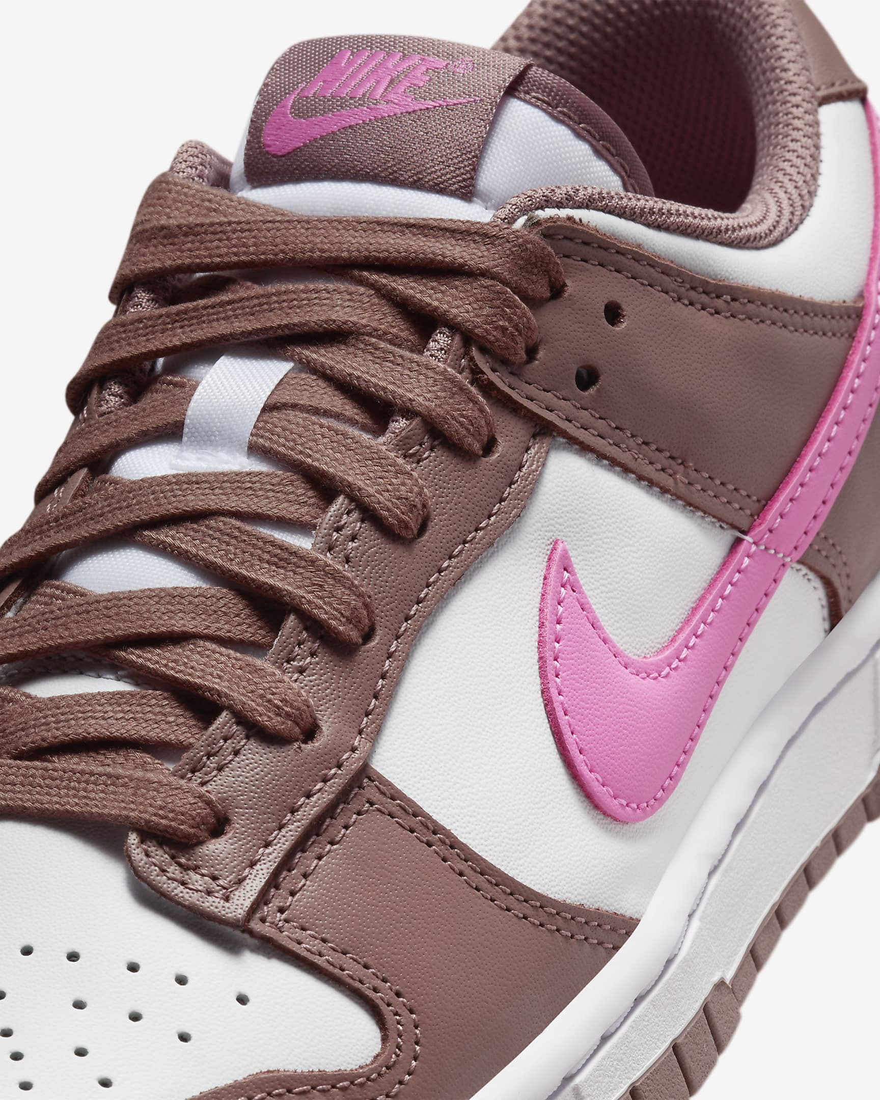 Nike Dunk Low Women's Shoes - Smokey Mauve/White/Playful Pink