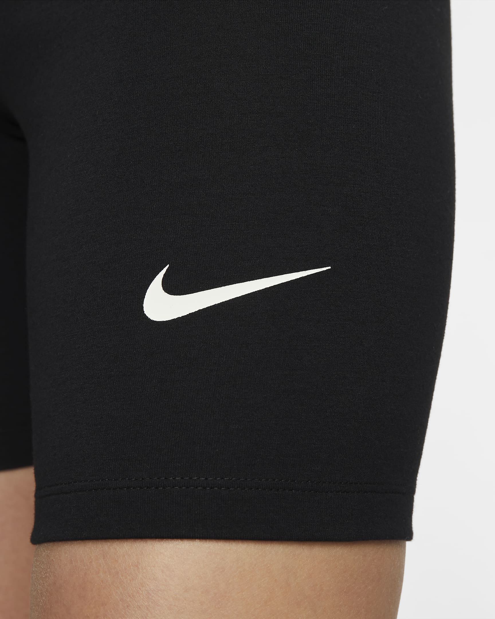 Nike Sportswear Classics Women's High-Waisted 8" Biker Shorts - Black/Sail