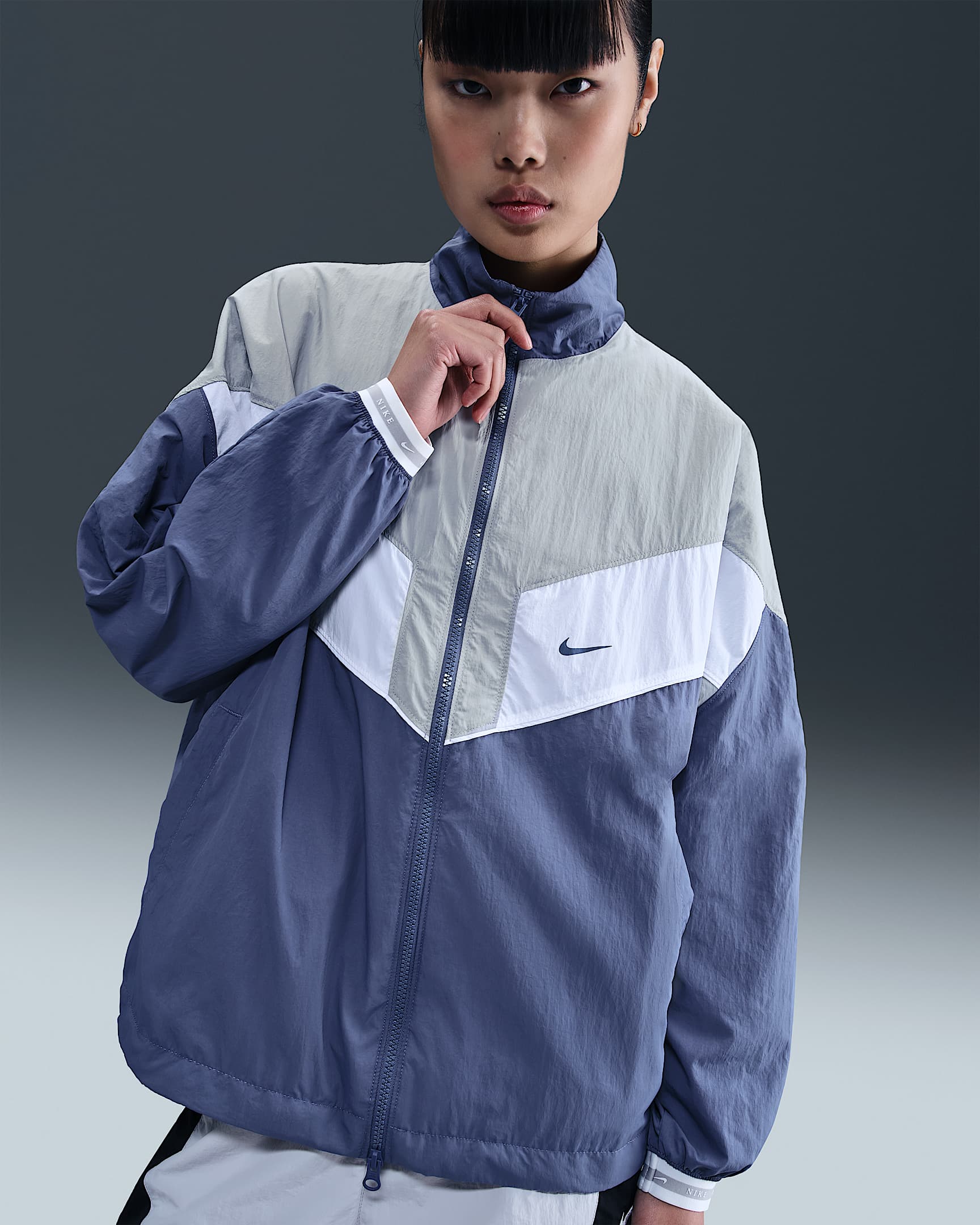 Nike Sportswear Jacke aus Webmaterial (Damen) - Slate/Wolf Grey/Wolf Grey