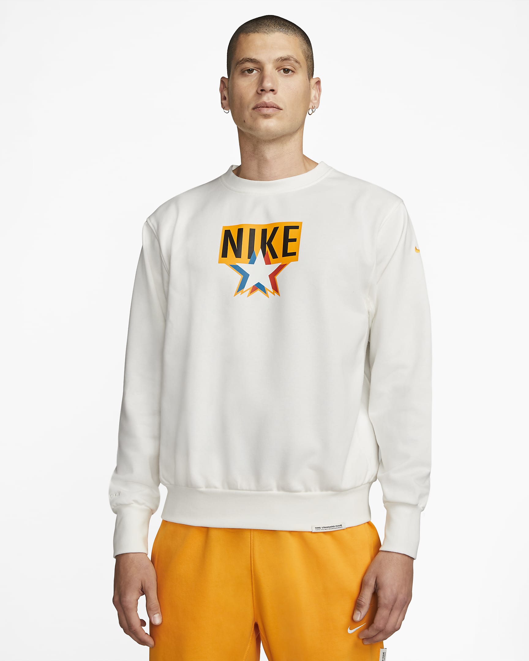 Sudadera de cuello redondo de básquetbol para hombre Nike Standard Issue - Vela/Oro universitario