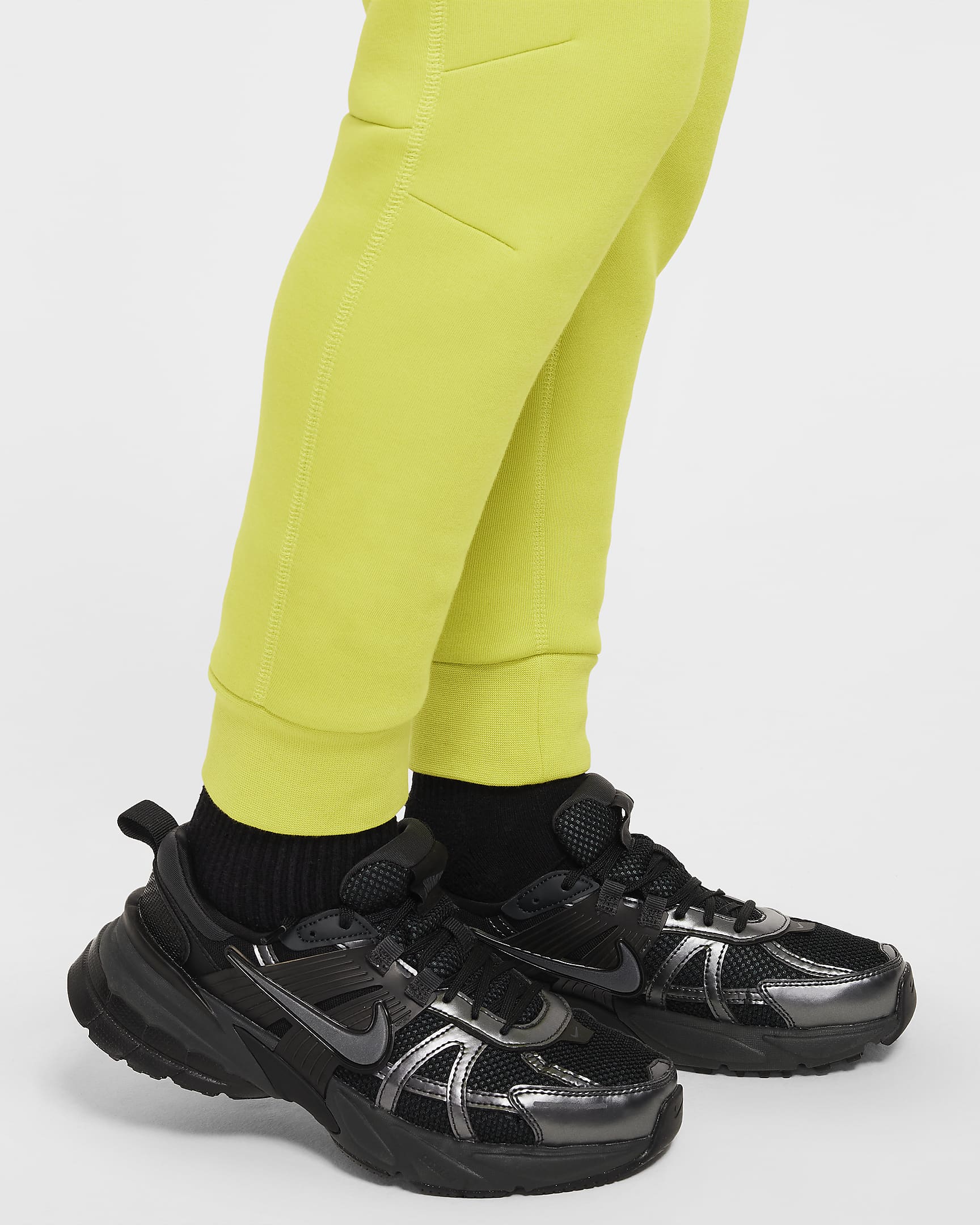 Nike Sportswear Tech Fleece Older Kids' (Boys') Trousers - Bright Cactus/Black/Black