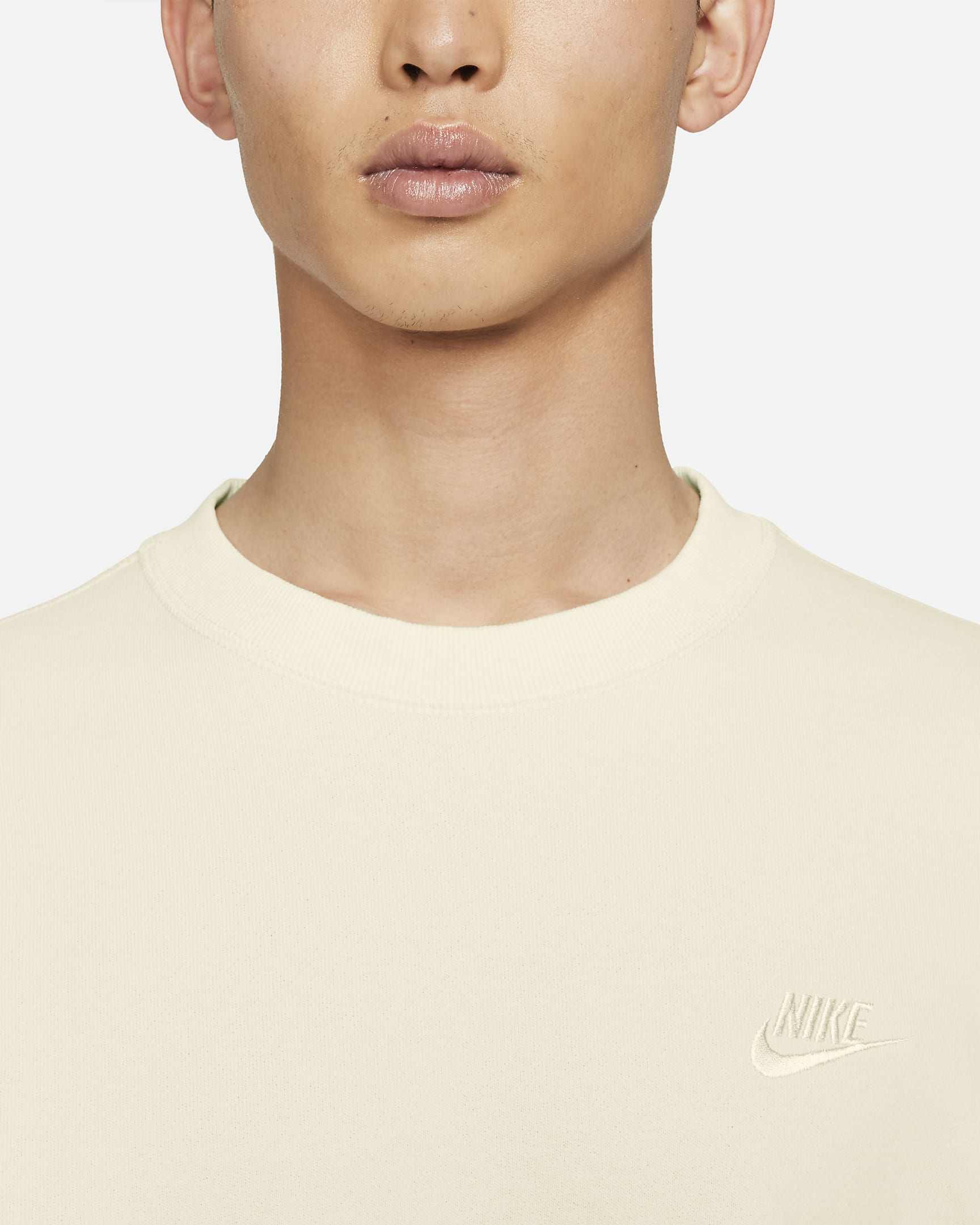 Nike Sportswear Men's Classic Fleece Crew.