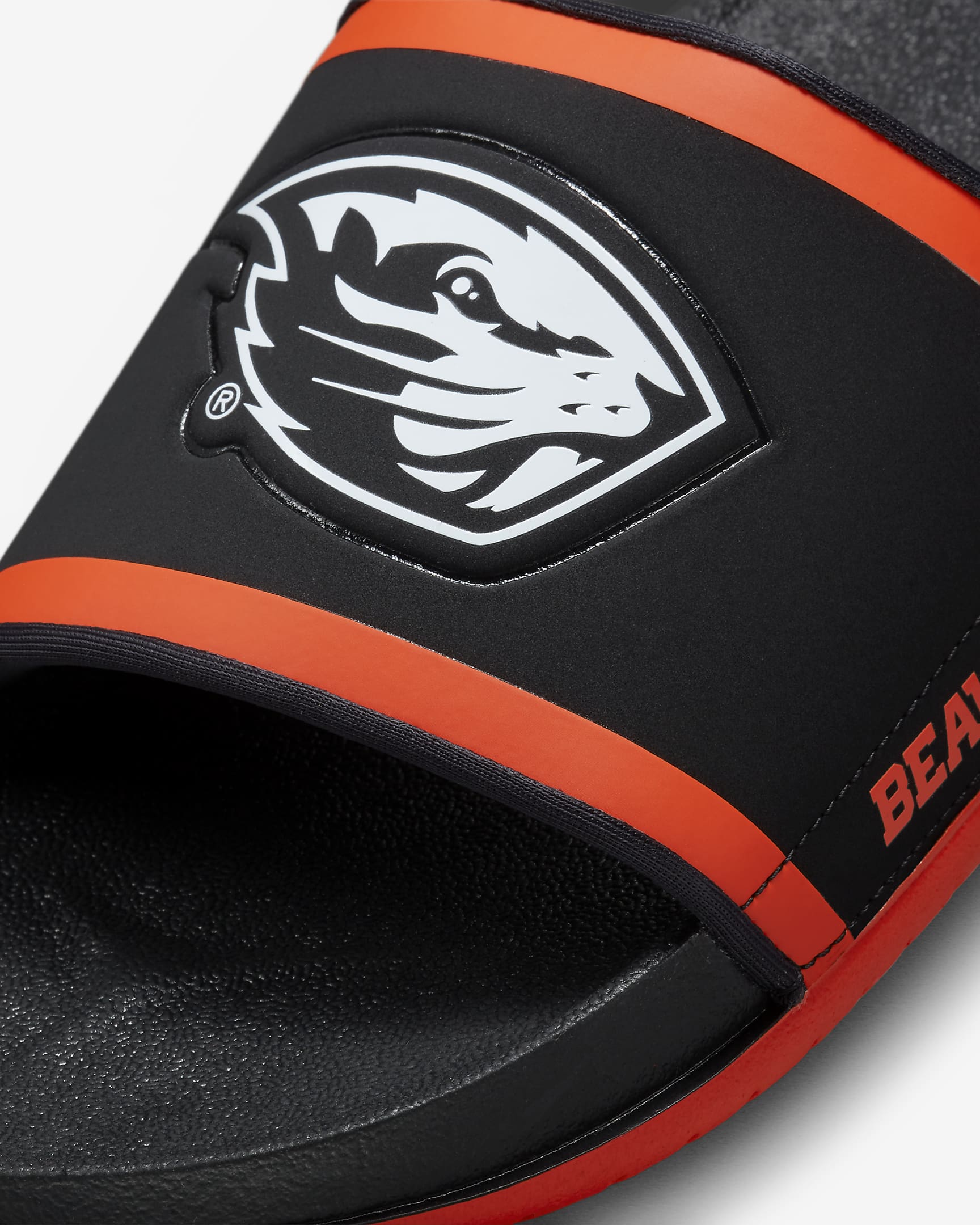 Nike Offcourt (Oregon State) Slide. Nike.com