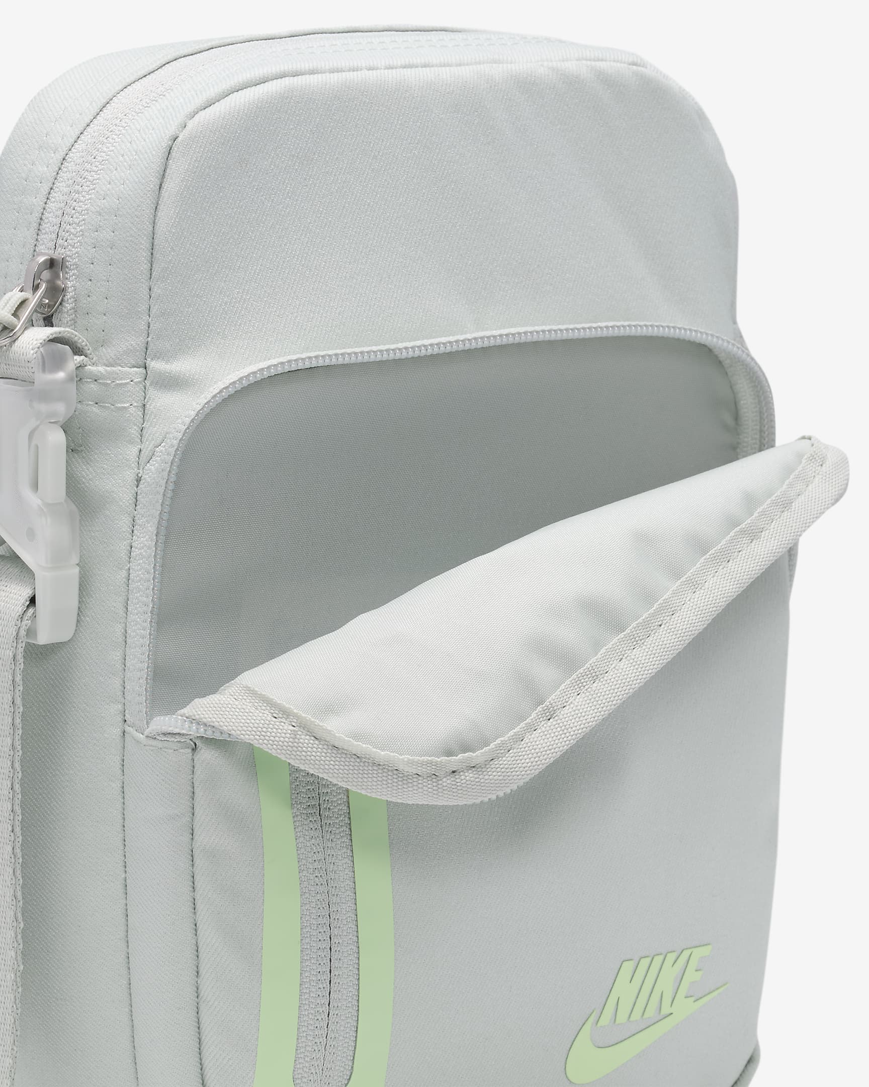 Nike Premium Cross-Body Bag (4L). Nike NL