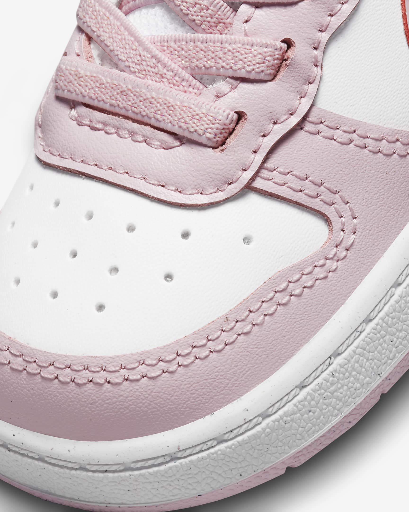 nike low sneakers