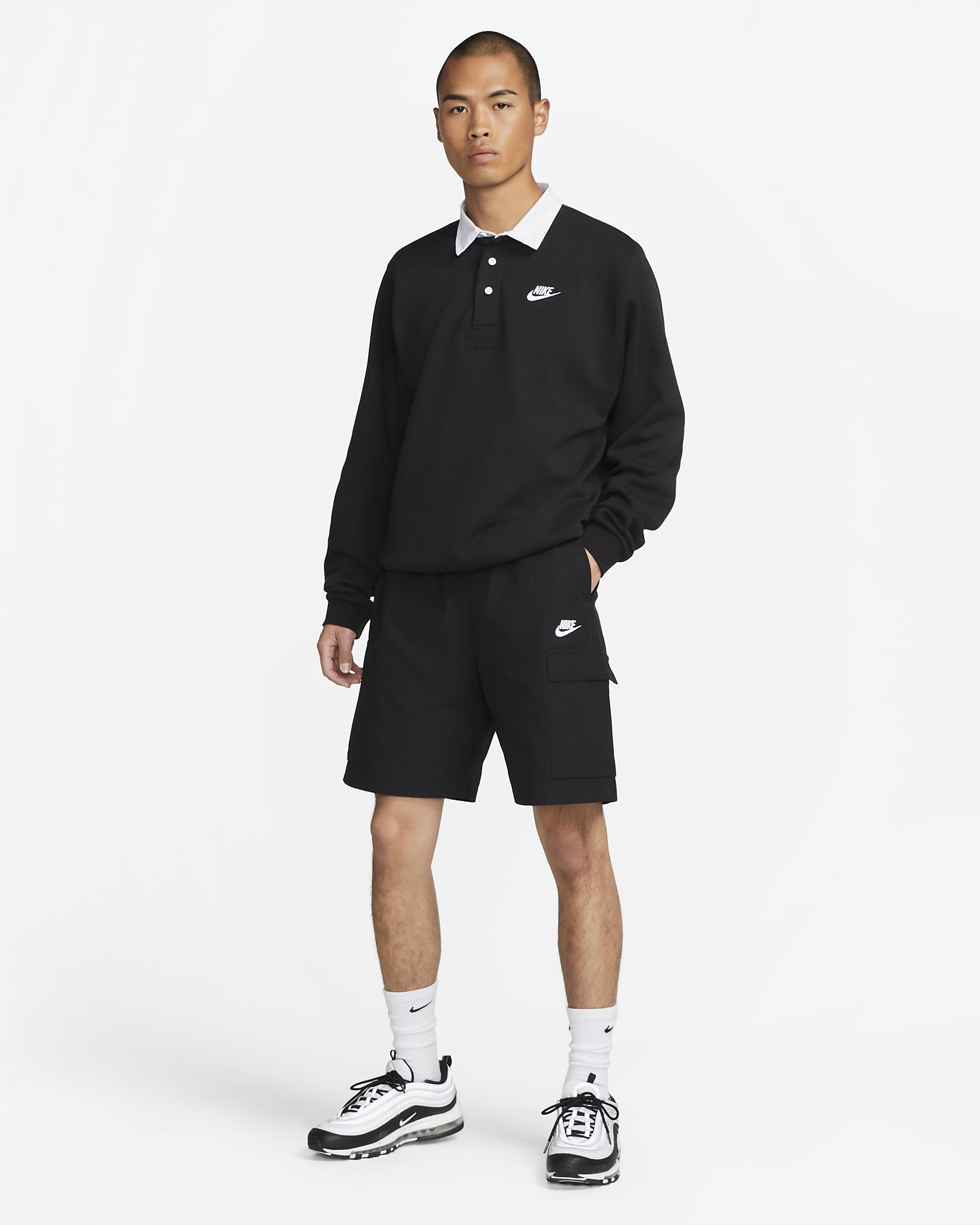 Nike Club Men's Woven Cargo Shorts - Black/White