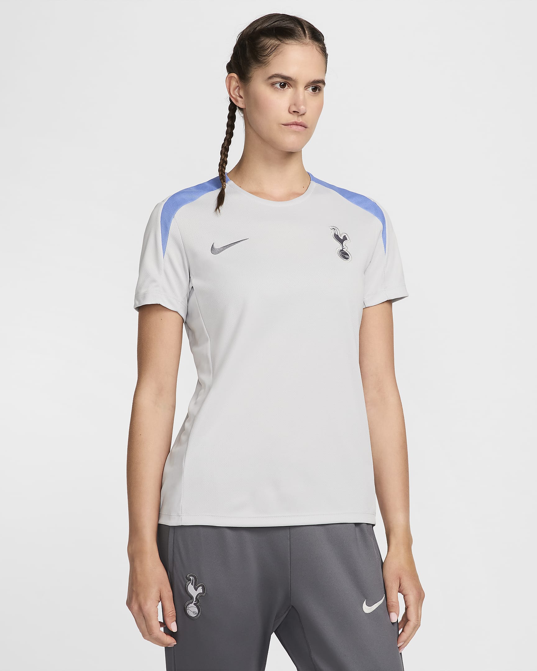 Tottenham Hotspur Strike Nike Dri-FIT Kısa Kollu Örgü Kadın Futbol Üstü - Grey Fog/Polar/Koyu Gri