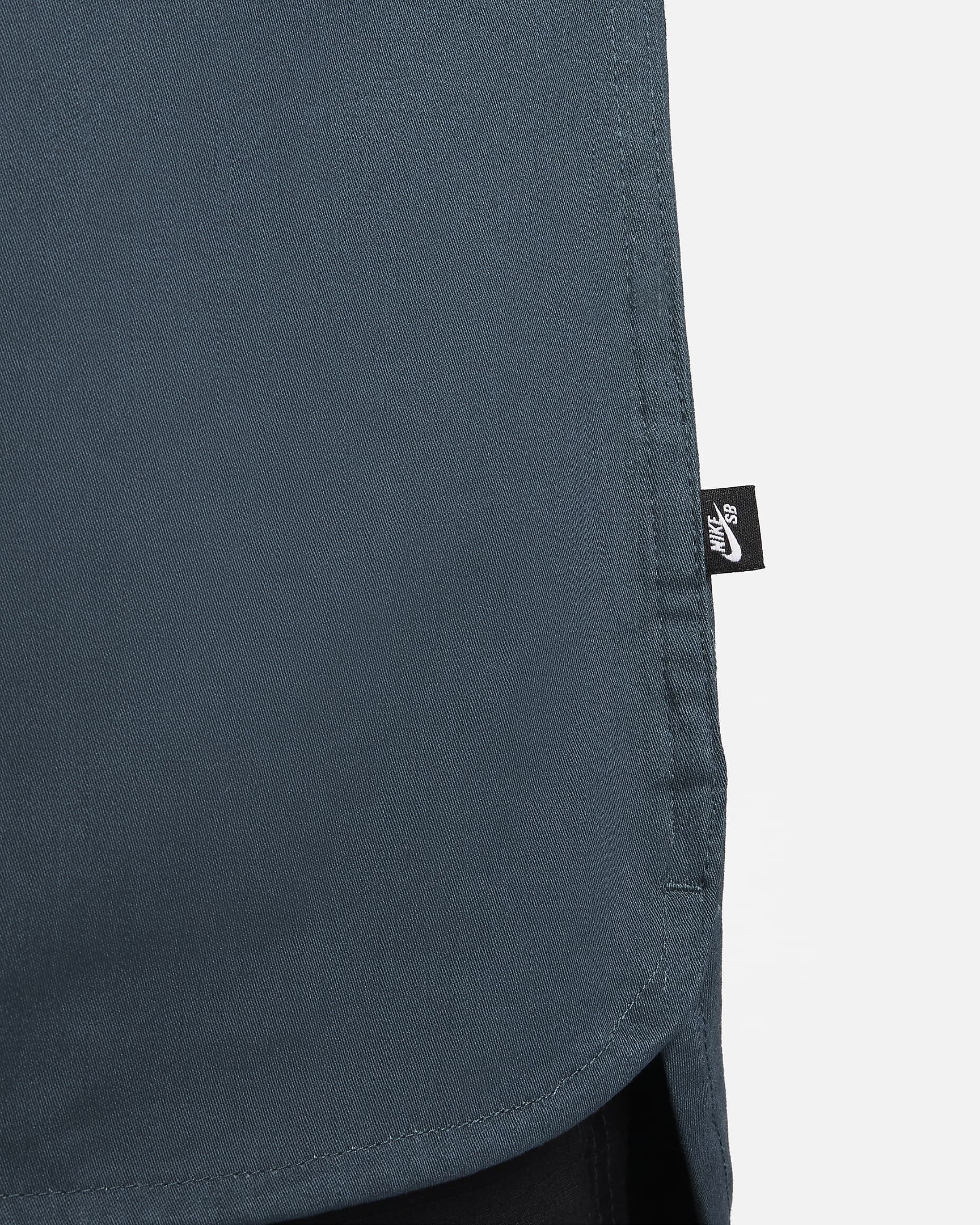 Nike SB Tanglin Woven Skate Button-up Long-sleeve Top. Nike CA