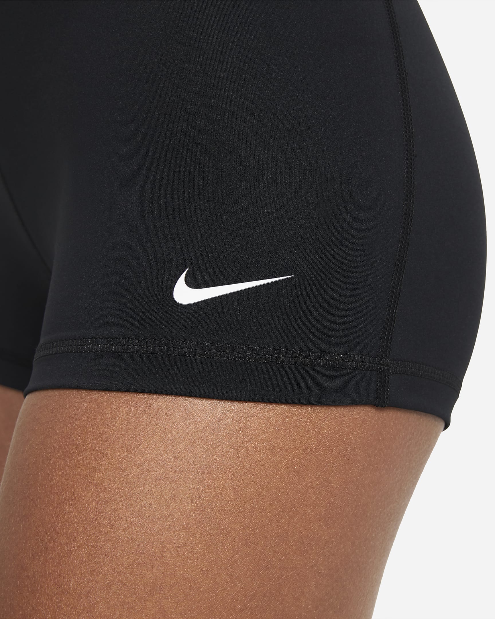 Nike Pro Damenshorts (ca. 8 cm) - Schwarz/Weiß