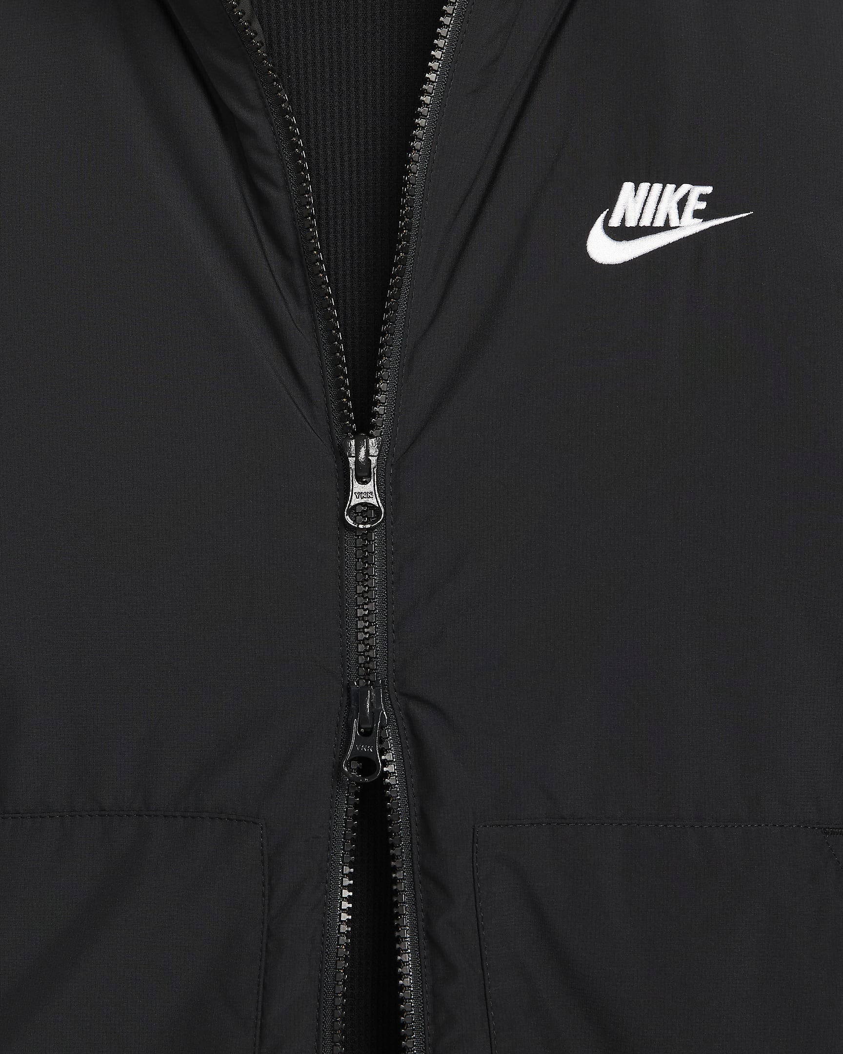 Nike Therma-FIT Club Men's Woven Insulated Gilet. Nike UK