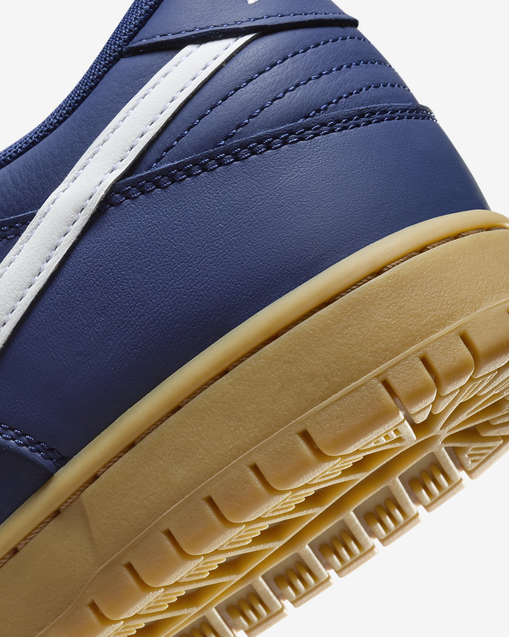 Nike SB Dunk Low Pro Skate Shoes - Navy/Navy/Gum Light Brown/White