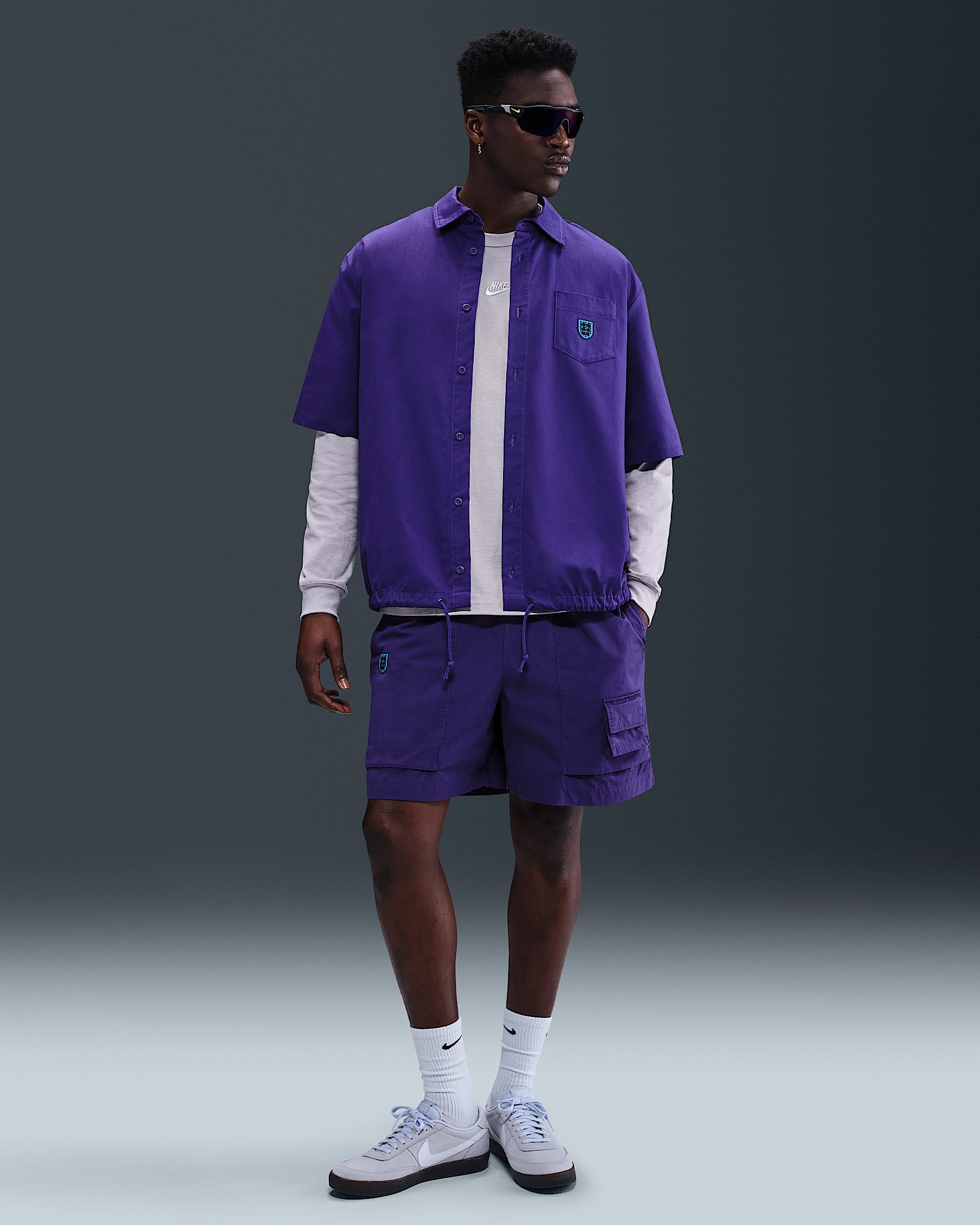İngiltere Nike Life Erkek Futbol Kamp Şortu - Court Purple/Vivid Purple