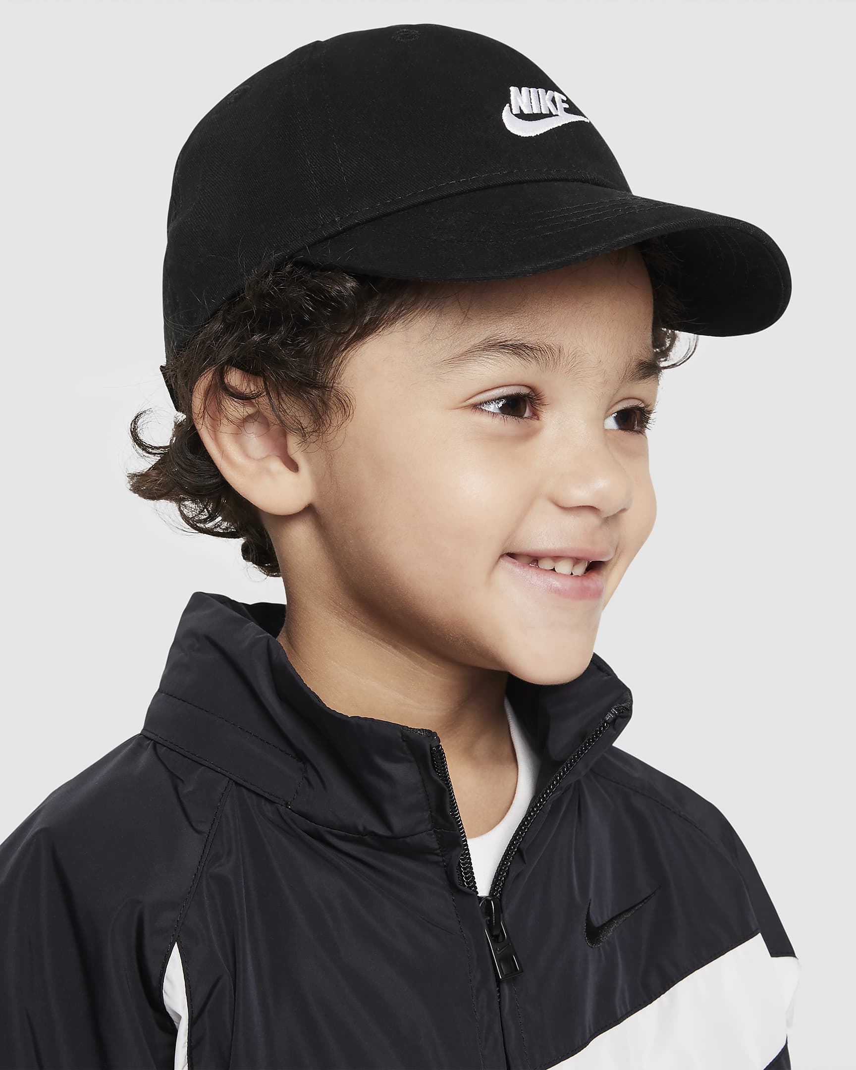 Nike Futura Toddler Curved Brim Cap. Nike.com