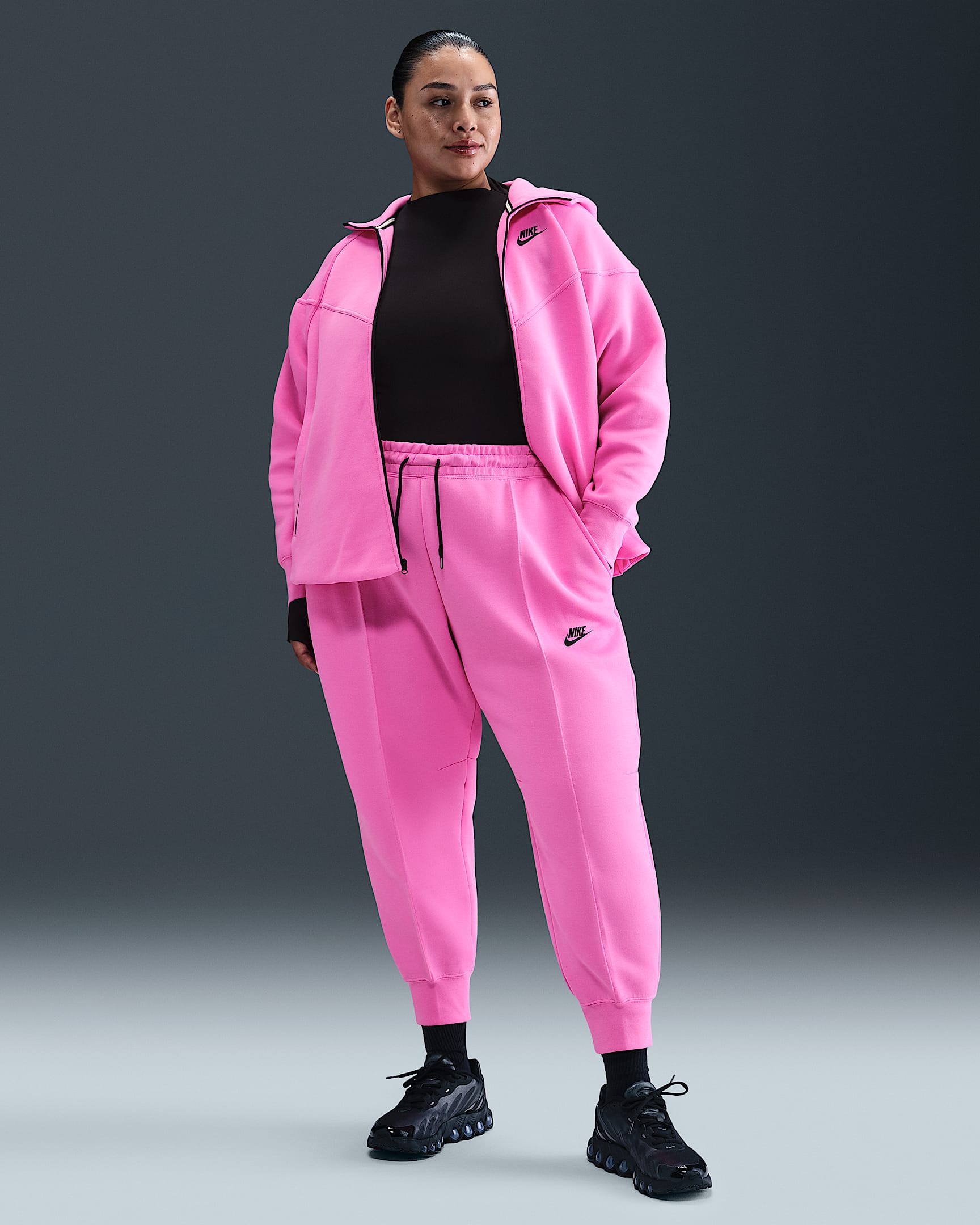Nike Sportswear Tech Fleece Women's Mid-Rise Joggers (Plus Size) - Playful Pink/Black