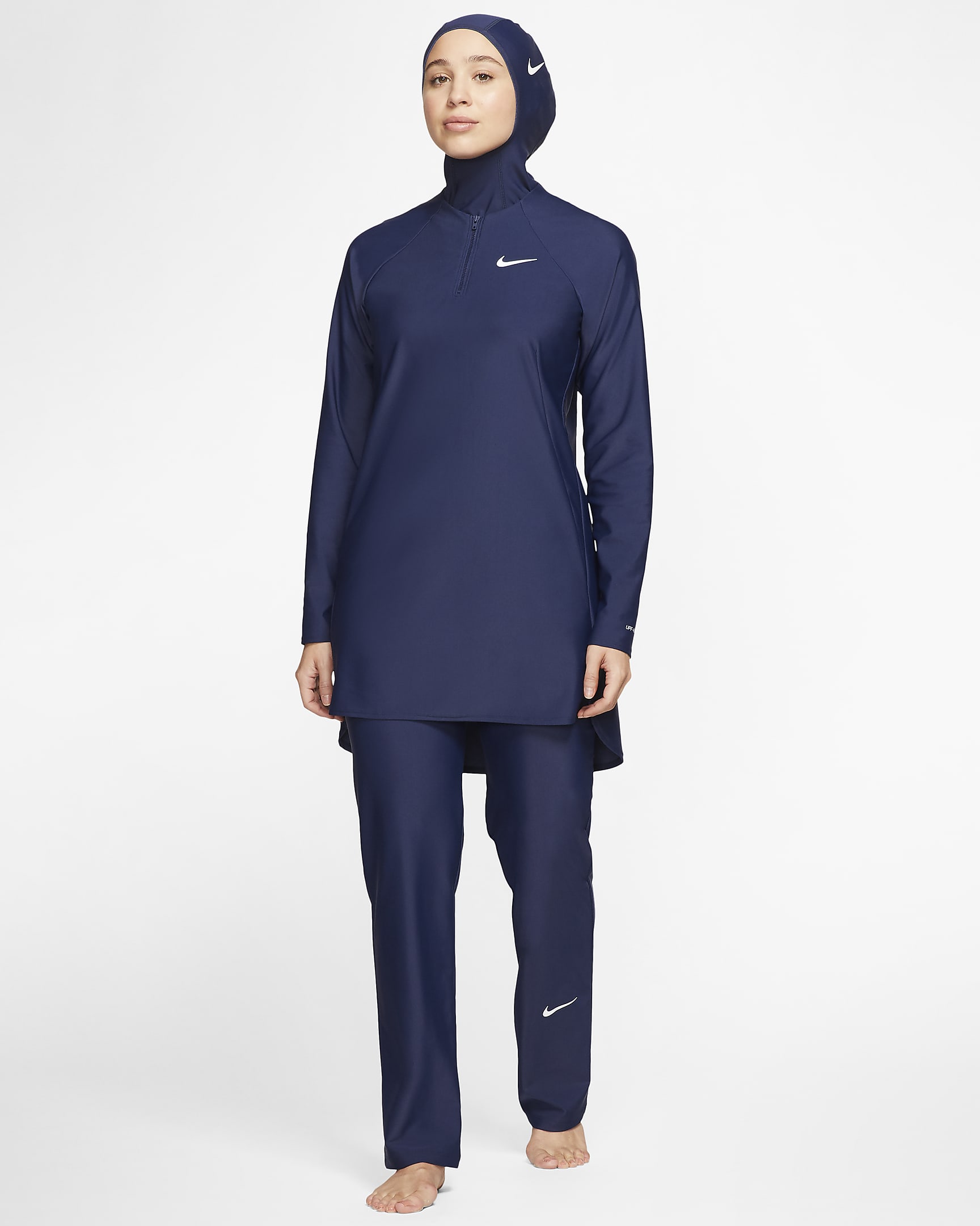 Nike Victory Women's Swim Hijab. Nike IE