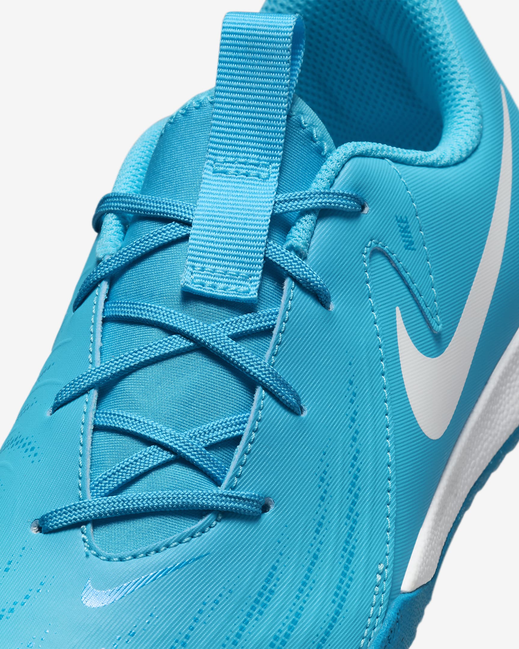 Ποδοσφαιρικά παπούτσια IC Nike Jr. Phantom GX 2 Academy για μικρά/μεγάλα παιδιά - Blue Fury/Λευκό