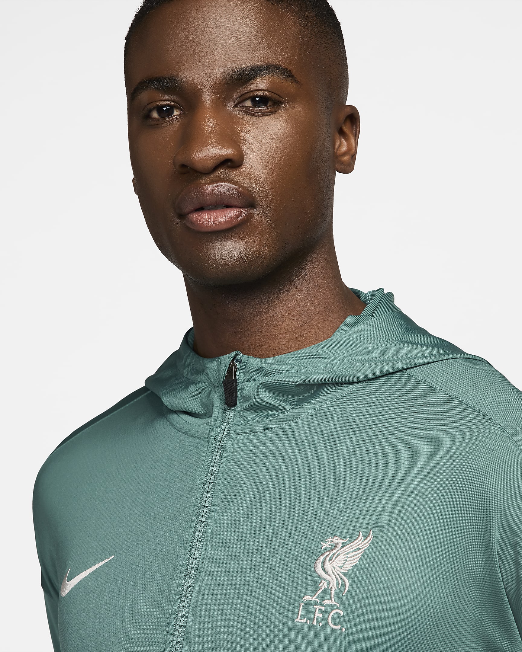 Survêtement de foot en maille à capuche Nike Dri-FIT Liverpool FC Strike pour homme - Bicoastal/Gym Red/Noir/Light Orewood Brown