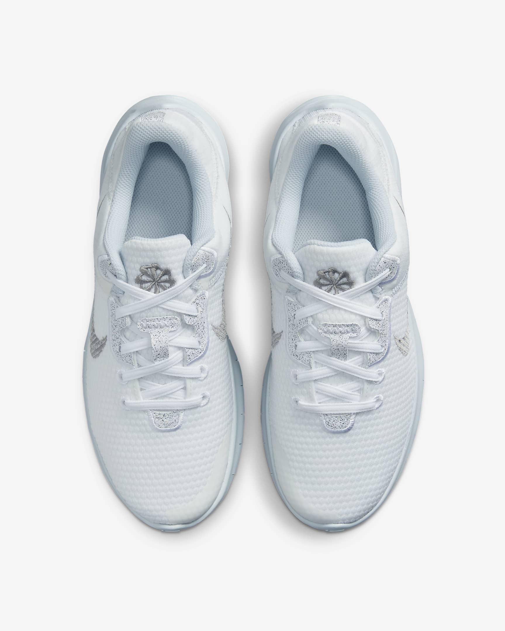 Nike Experience Run 11 Women's Road Running Shoes - White/Pure Platinum/Metallic Silver