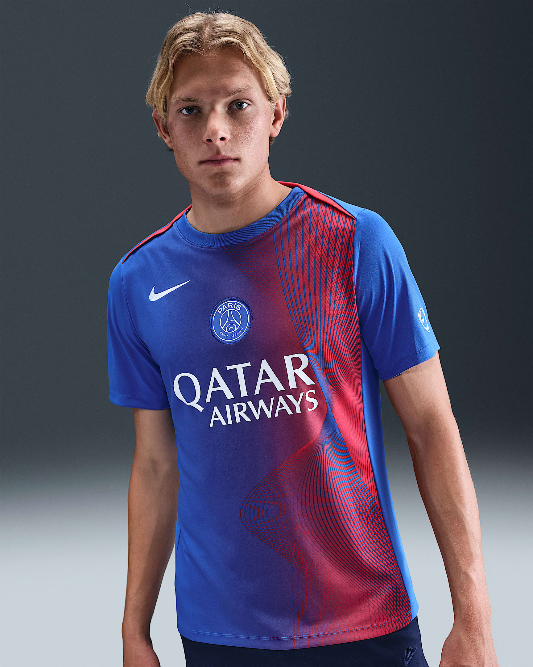 Playera de fútbol de manga corta Nike Dri-FIT para hombre Paris Saint-Germain Academy Pro Third - Hiperroyal/Rojo mundial/Blanco