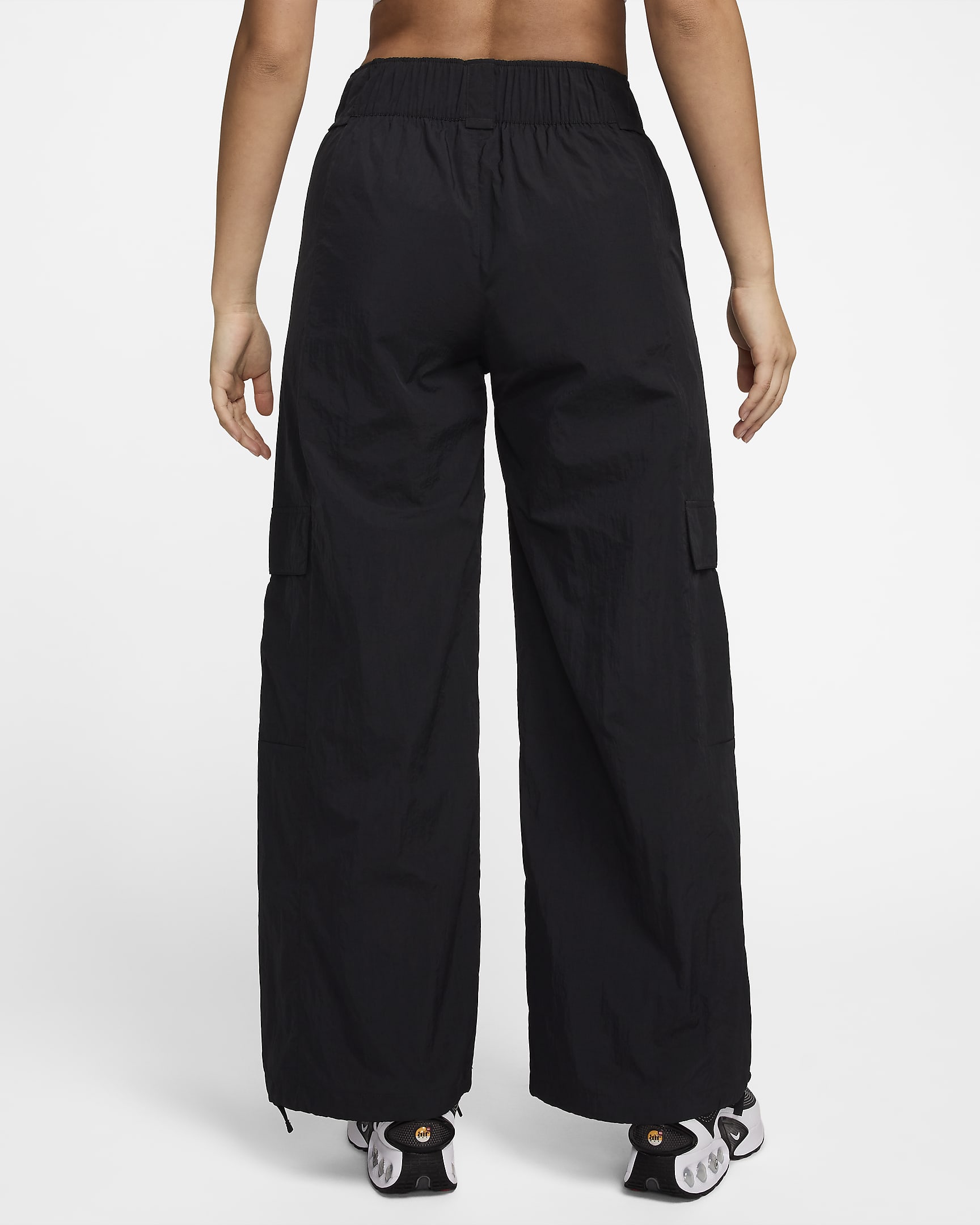 Nike Sportswear Women's High-Waisted Woven Cargo Trousers - Black/White