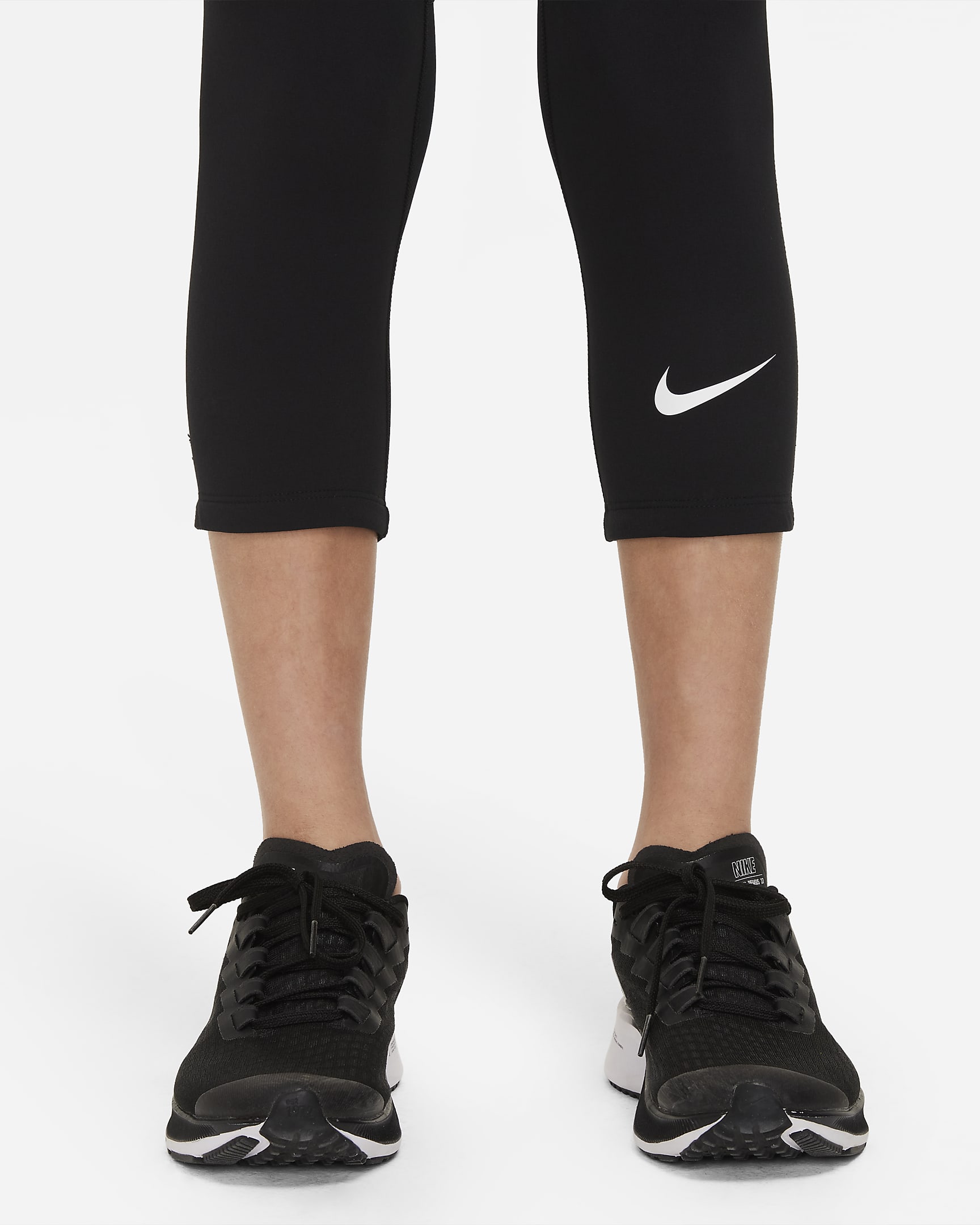 Nike Pro Dri-FIT Older Kids' (Boys') 3/4-Length Tights. Nike NZ