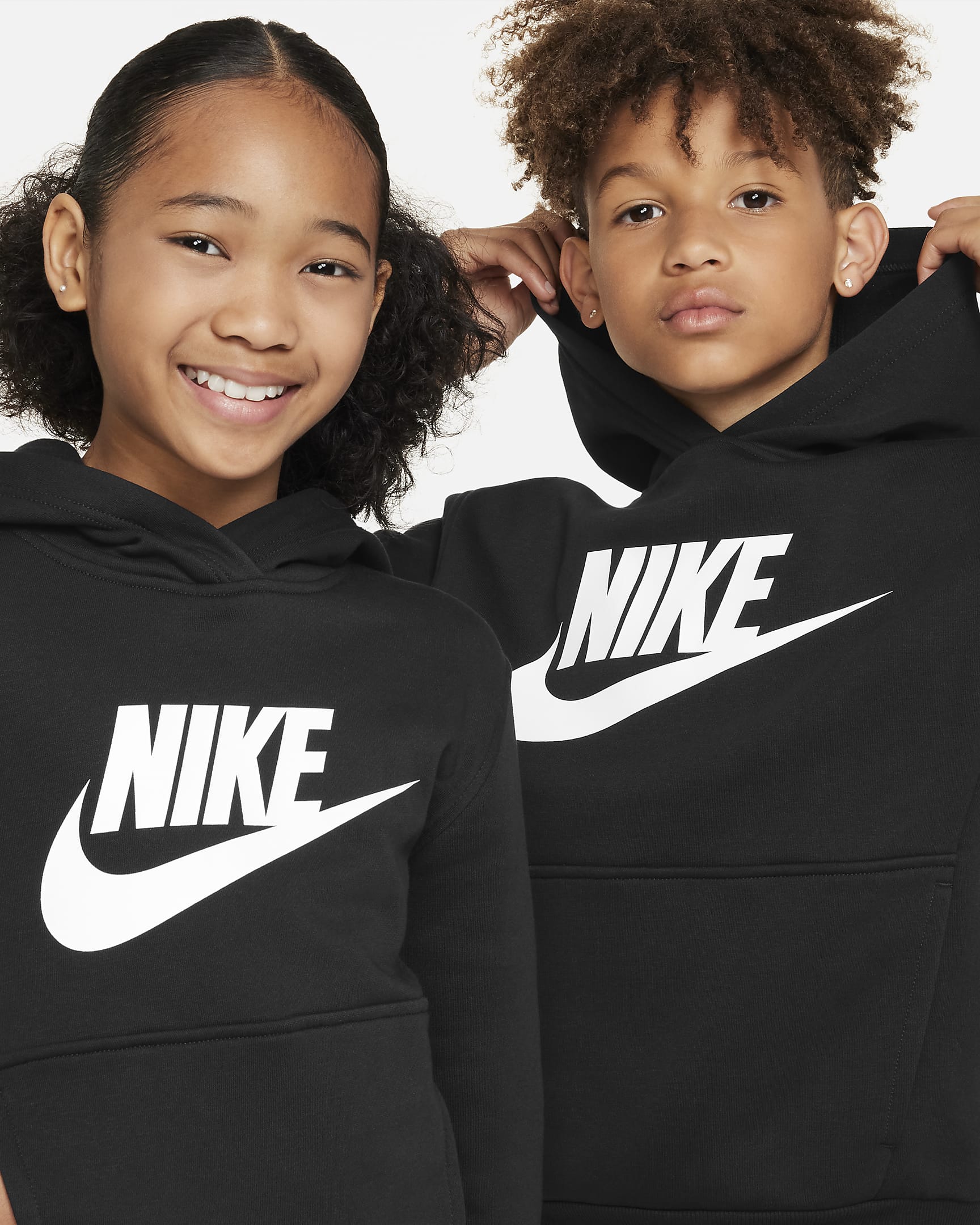 Sudadera con gorro para niños talla grande Nike Sportswear Club Fleece - Negro/Blanco