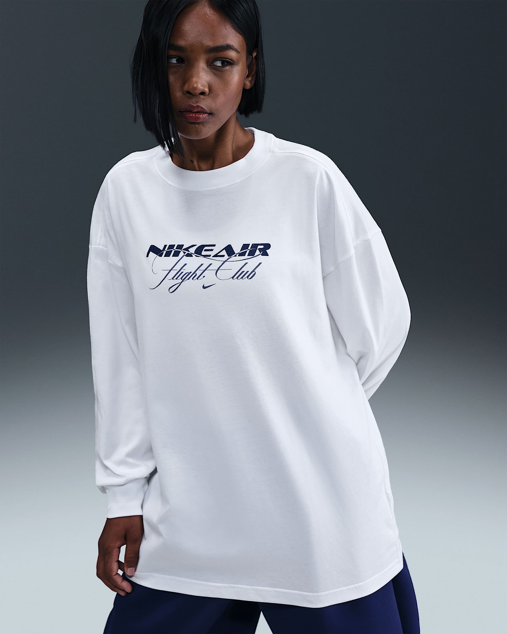 Nike Sportswear Women's Oversized Long-Sleeve T-Shirt - White