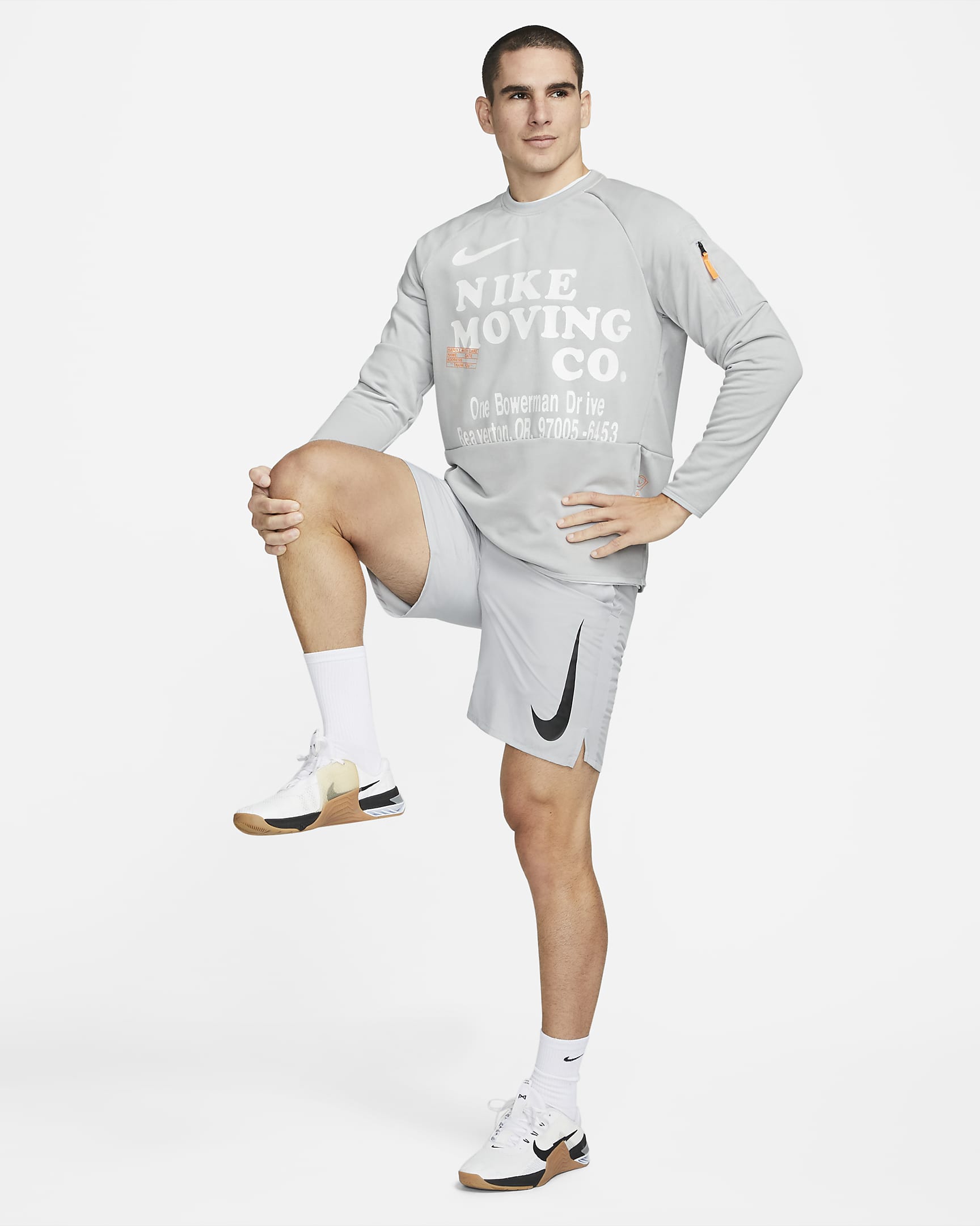 Nike Dri-FIT Men's Long-Sleeve Fitness Top. Nike UK
