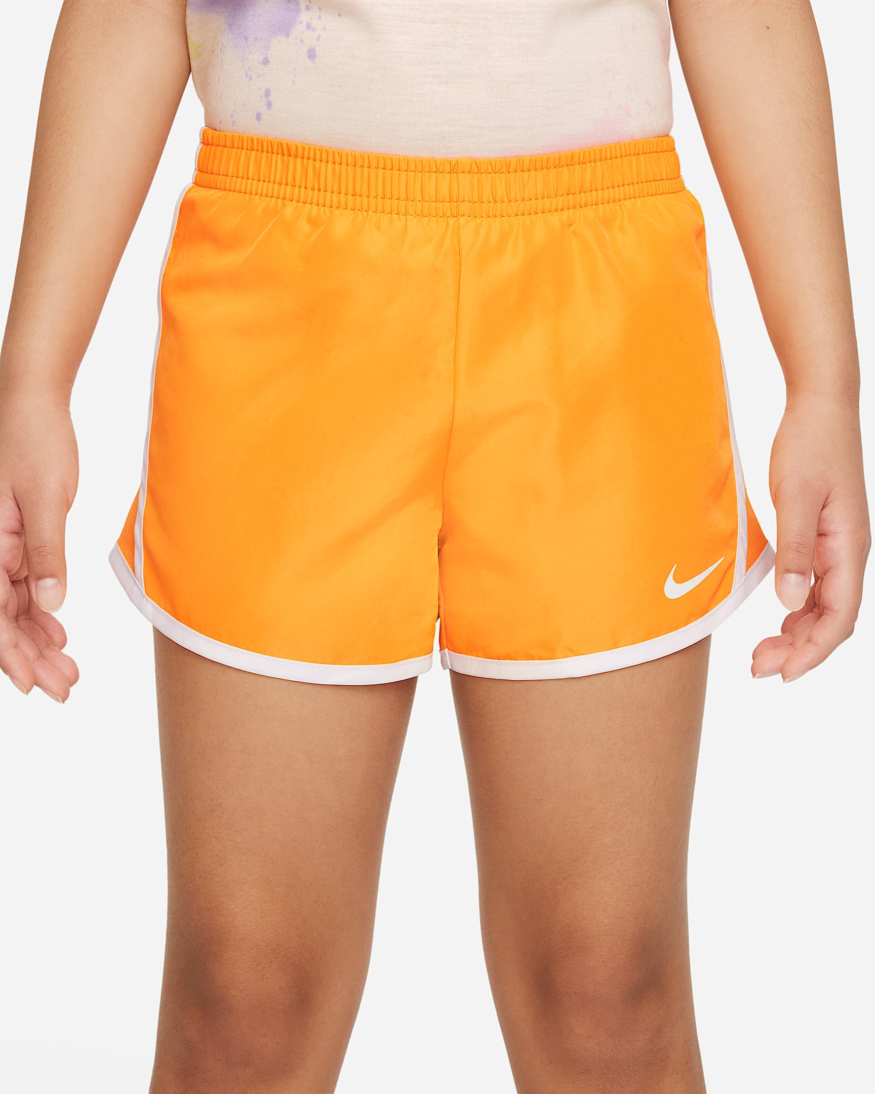 Nike DriFIT Tempo Shorts für jüngere Kinder. Nike DE
