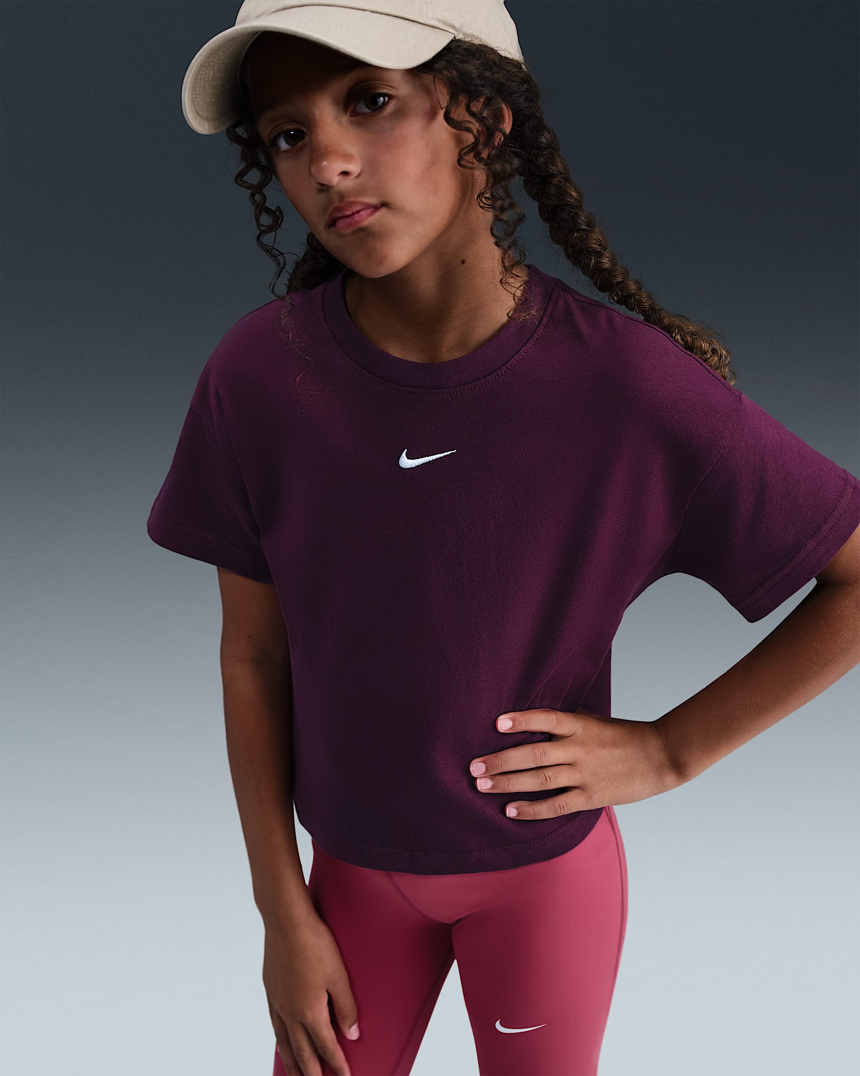 Nike Sportswear Essential Older Kids' (Girls') T-Shirt - Bordeaux