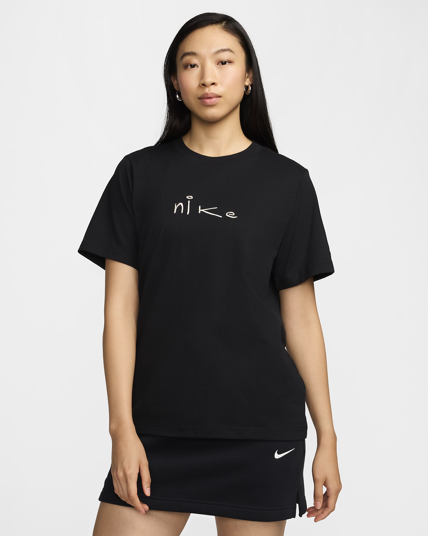 Nike Sportswear Women's T-Shirt - Black