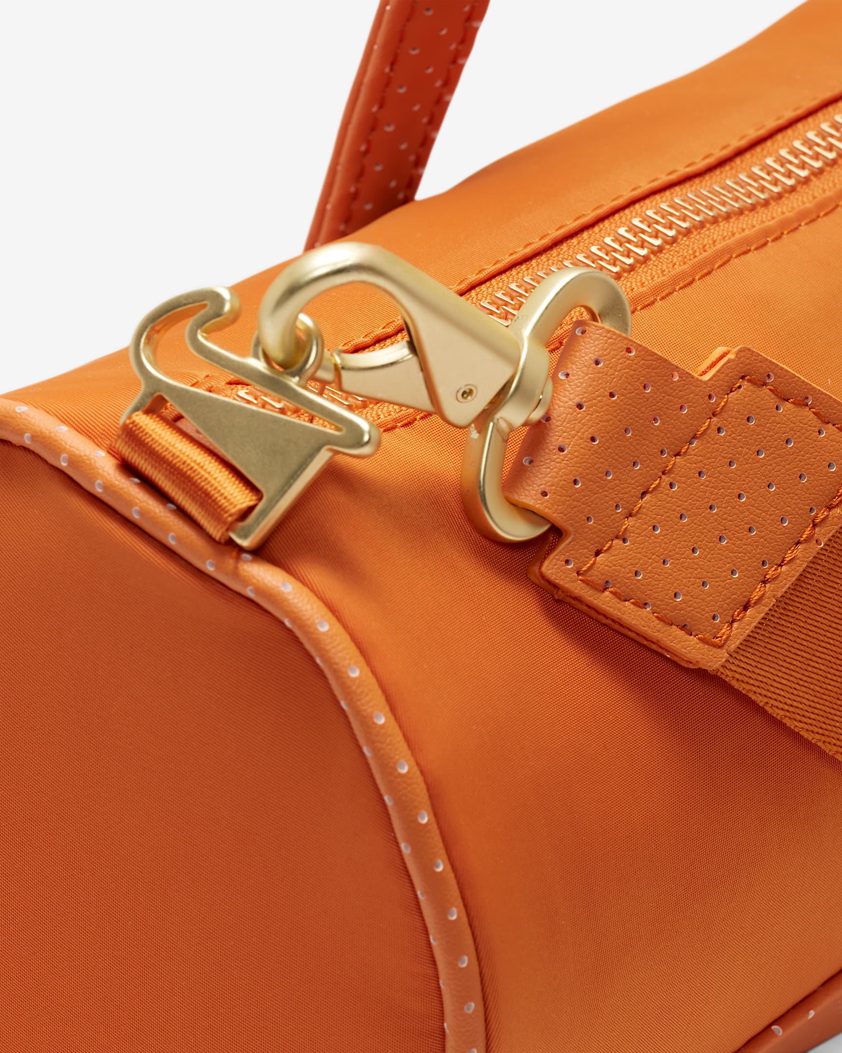 Nike Women's Classic Barrel Bag (5L). Nike AT