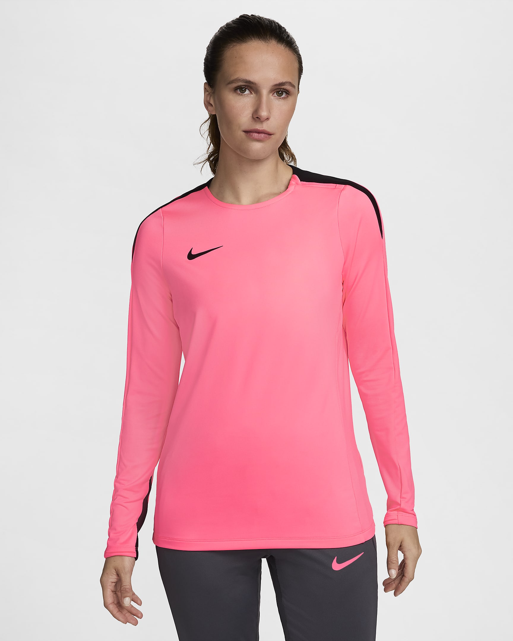 Damska koszulka piłkarska z półokrągłym dekoltem Dri-FIT Nike Strike - Sunset Pulse/Czerń/Czerń