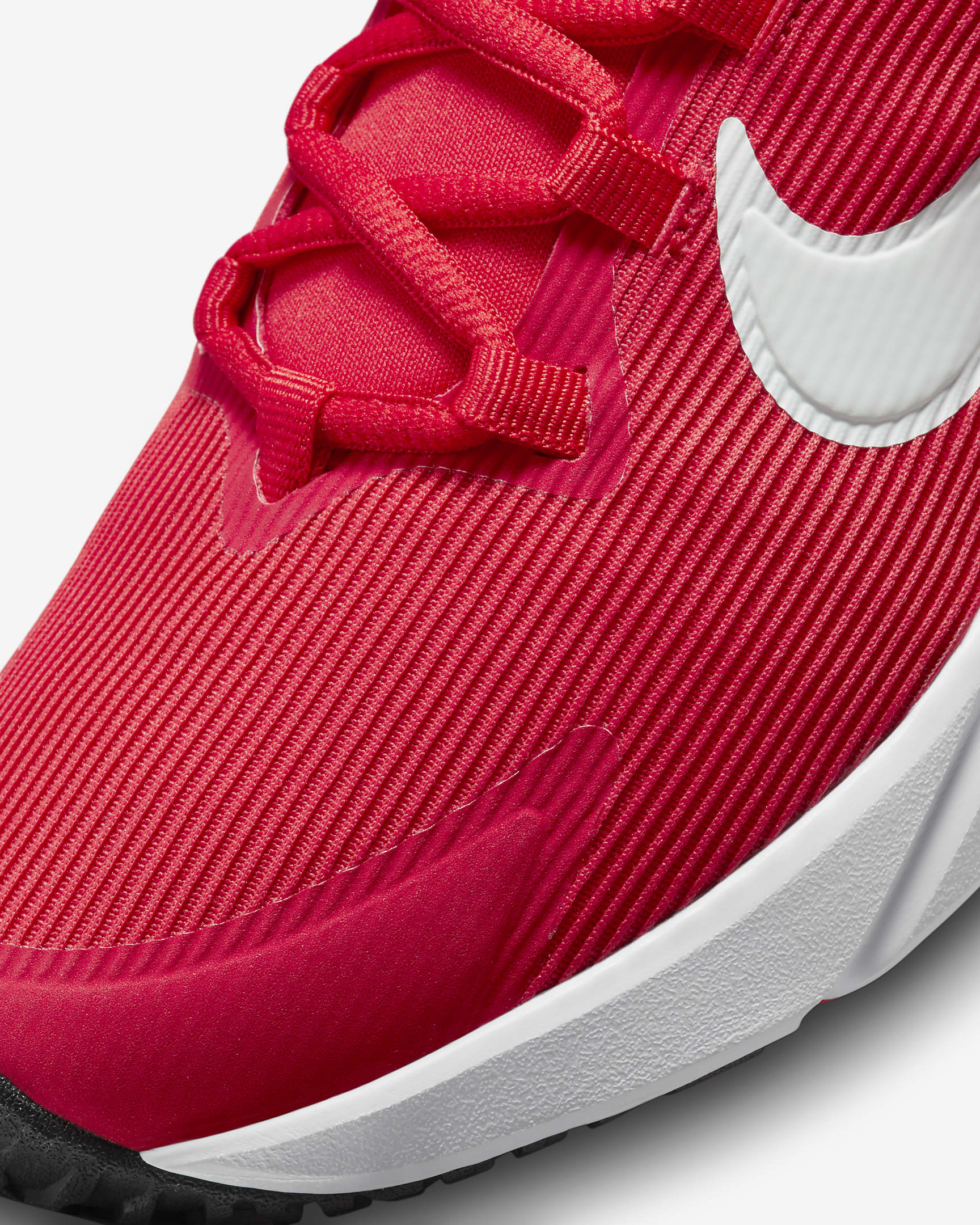 Běžecké silniční boty Nike Star Runner 4 pro větší děti - University Red/Černá/Bílá/Summit White