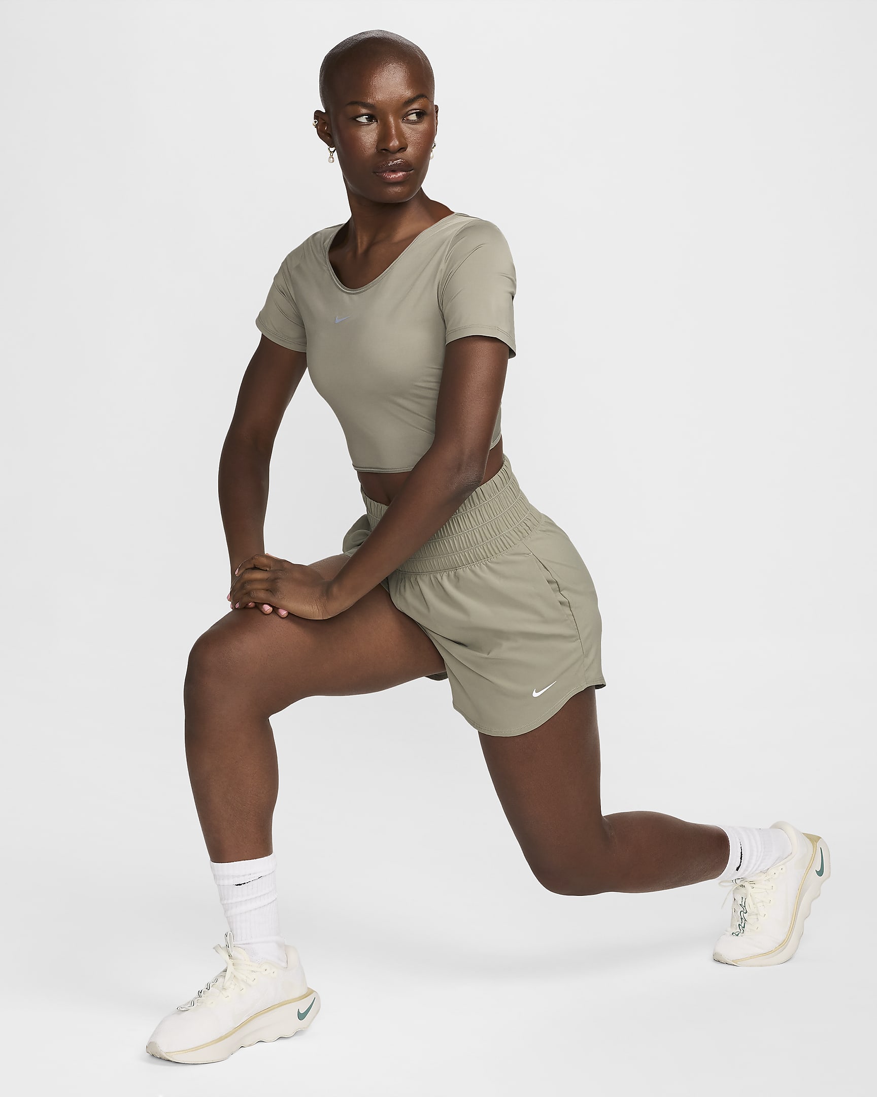 Haut court croisé à manches courtes Nike One Classic Dri-FIT pour femme - Light Army/Noir