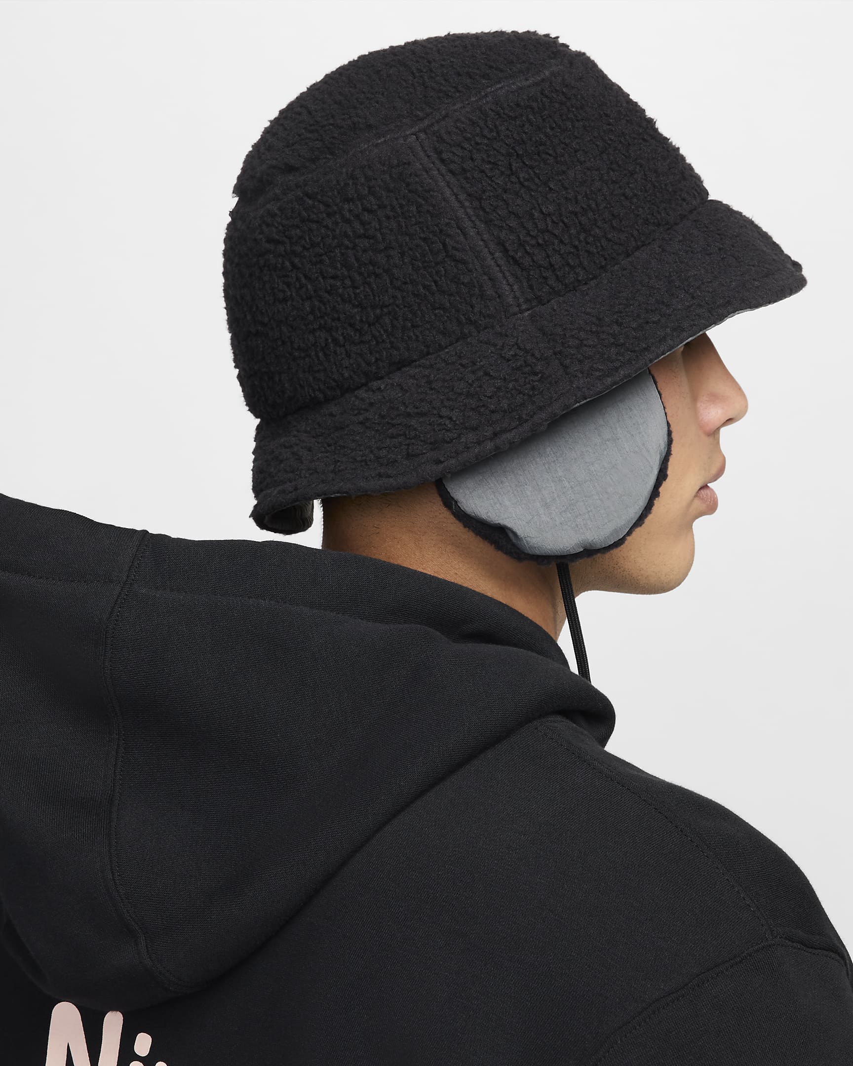 bucket hat nike black