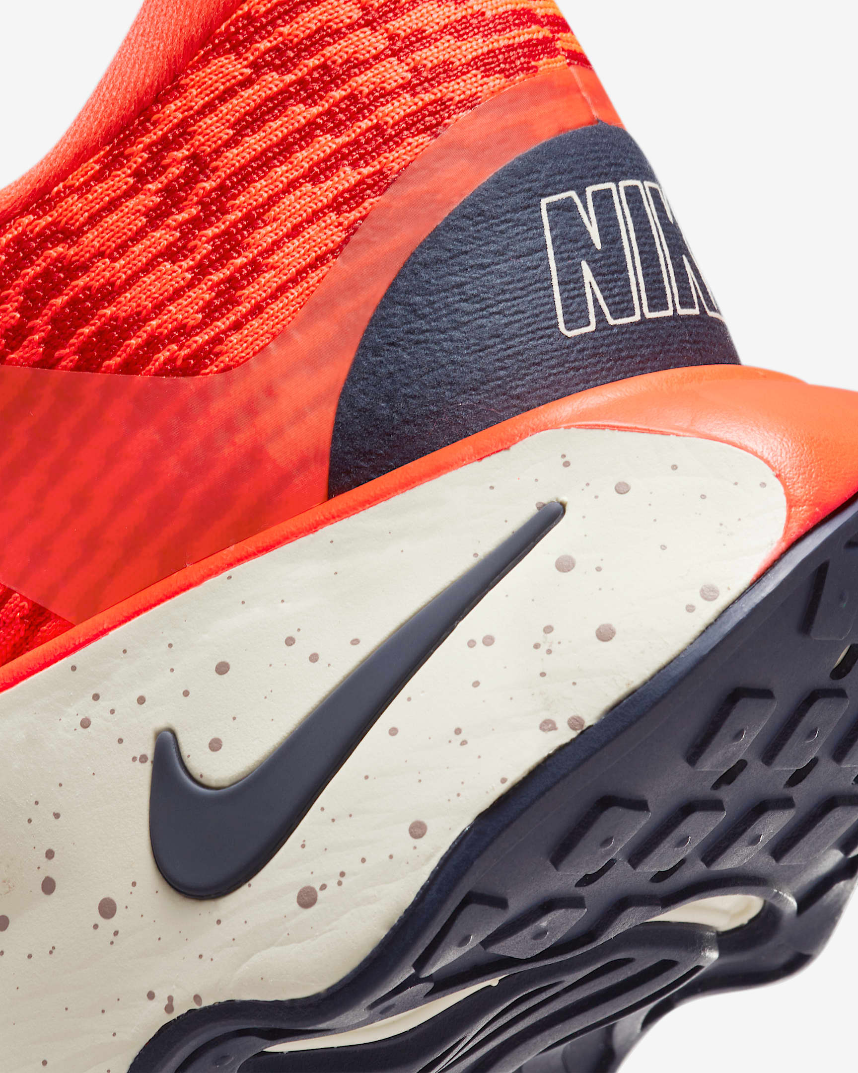 Nike Motiva Men's Walking Shoes. Nike BG