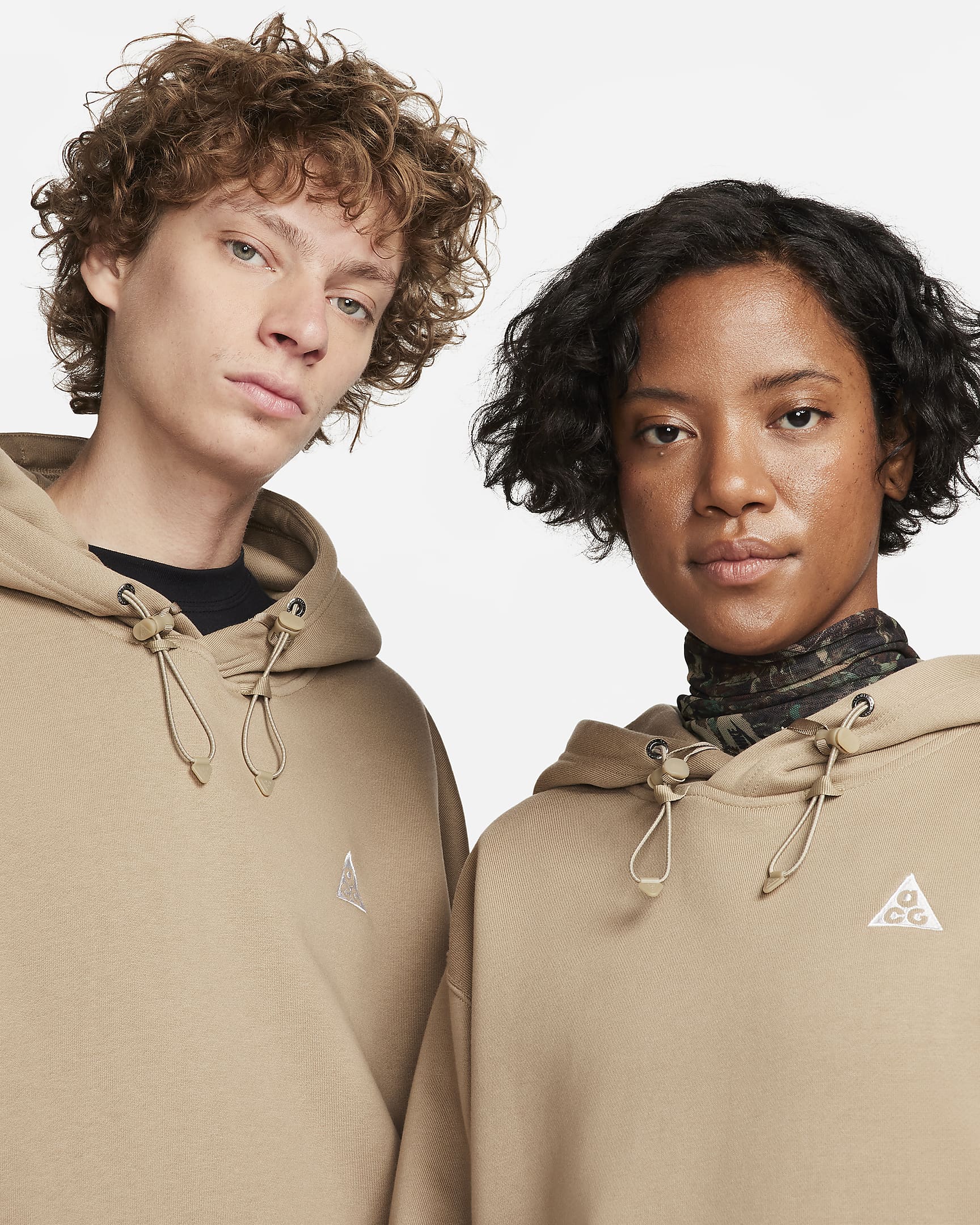 Nike ACG ThermaFIT Fleece Pullover Hoodie. Nike FI