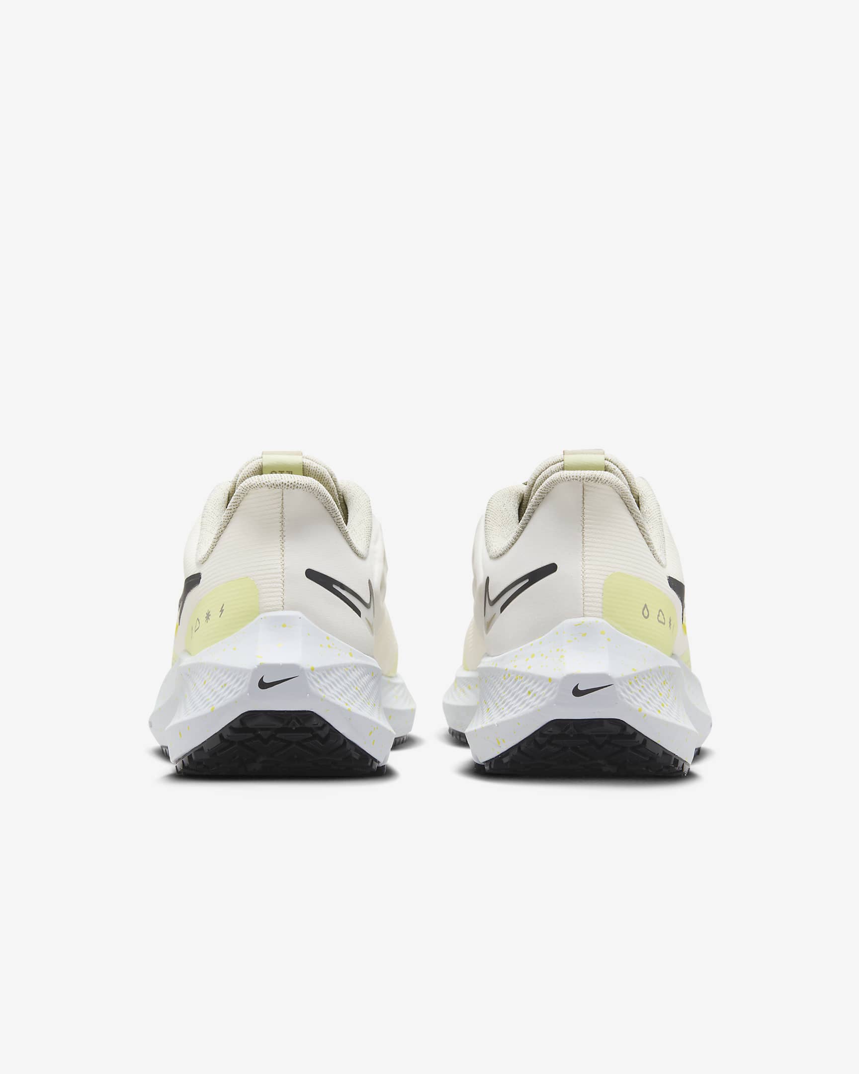 womens nike pegasus shield