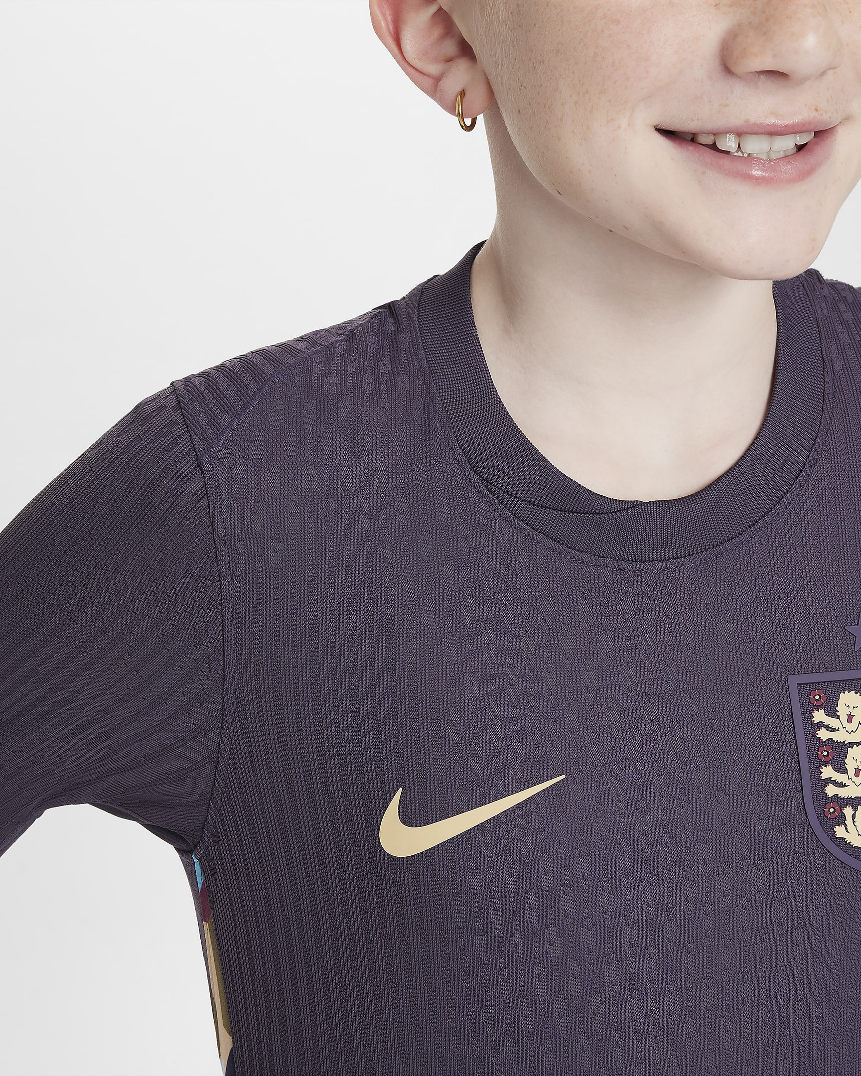 England (Men's Team) 2024/25 Match Away Older Kids' Nike Dri-FIT ADV Football Authentic Shirt - Dark Raisin/Sesame